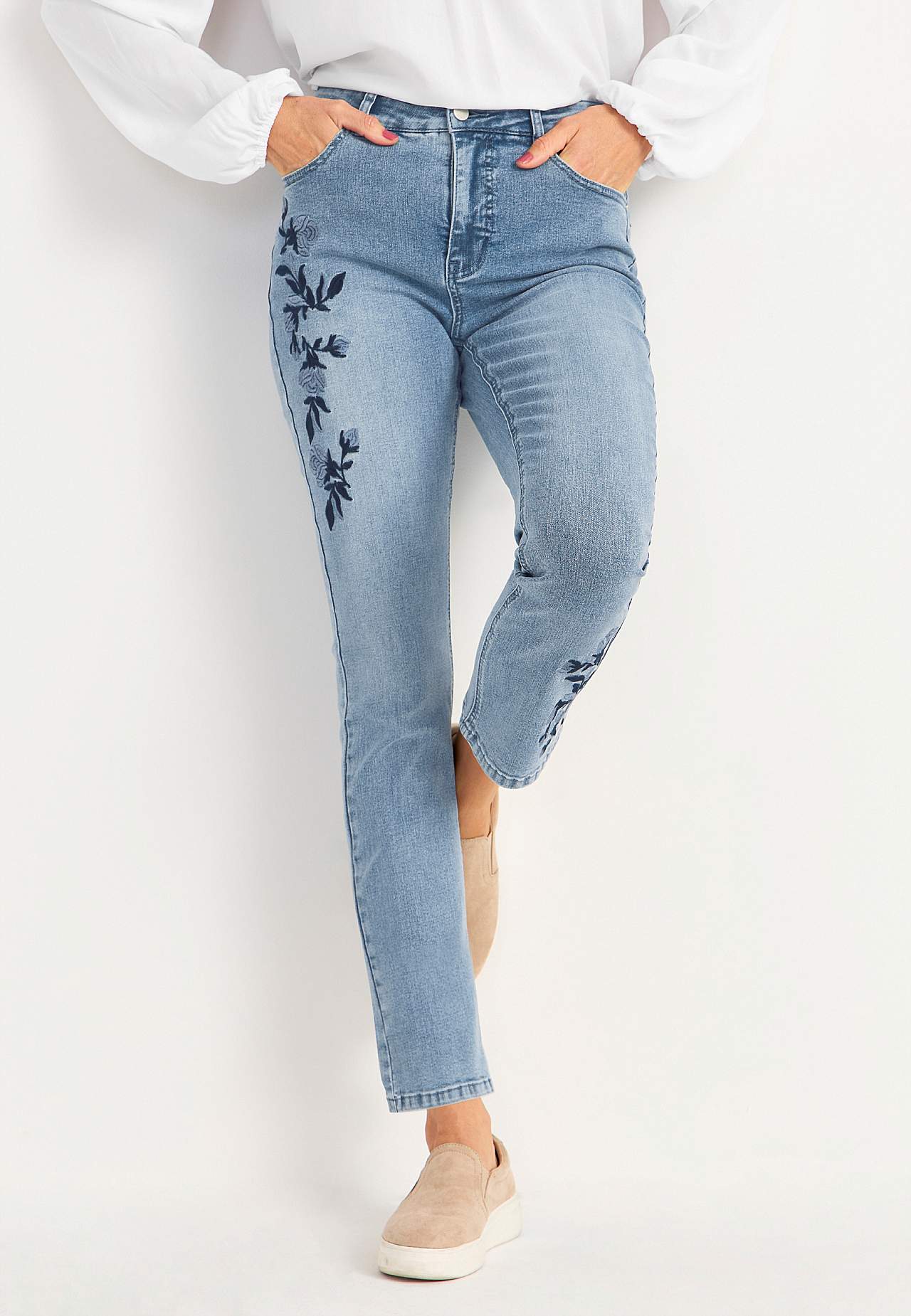 Ankeljeans med broderi Emmy