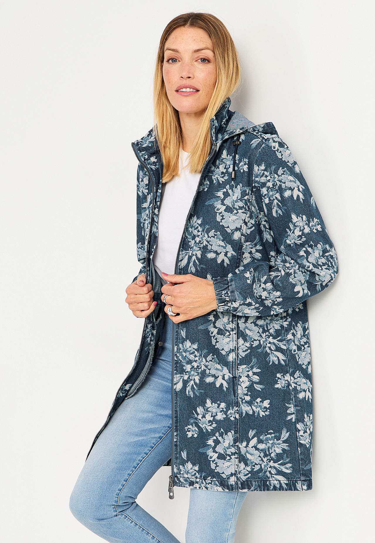 Mønstret parkas i denim