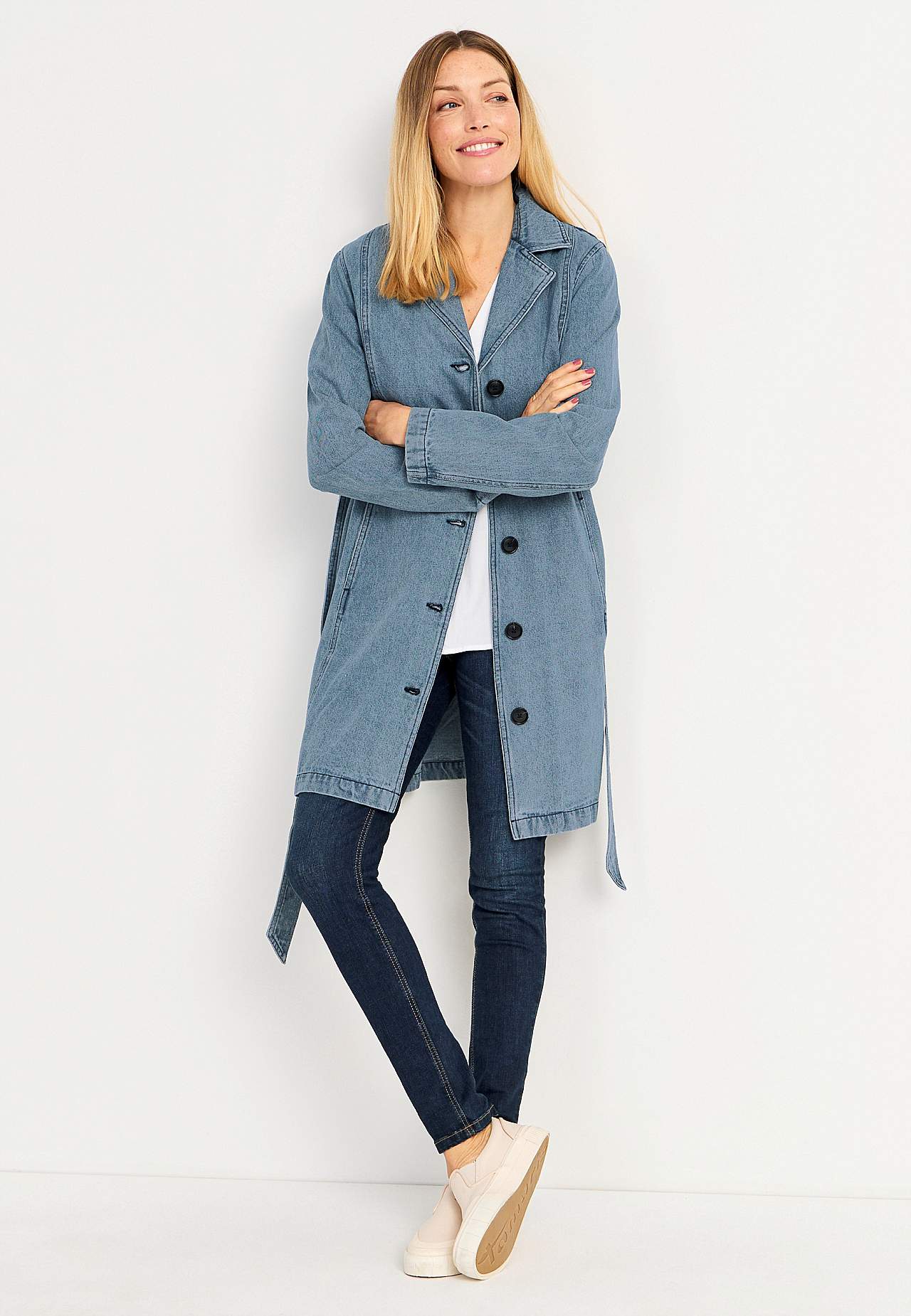 Kåpe i denim med knytebelte