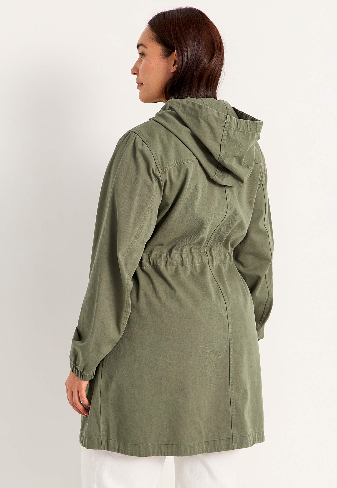 Parkas med broderi