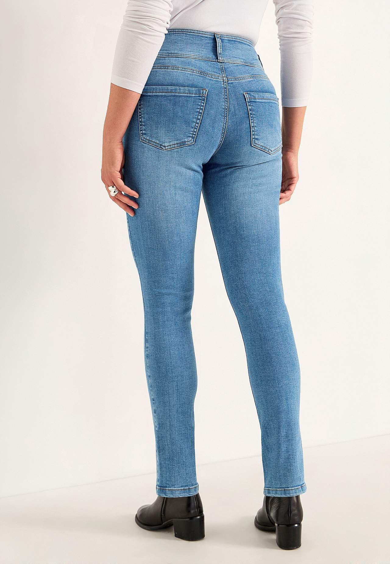 Smale jeans med høy midje - tre lengder