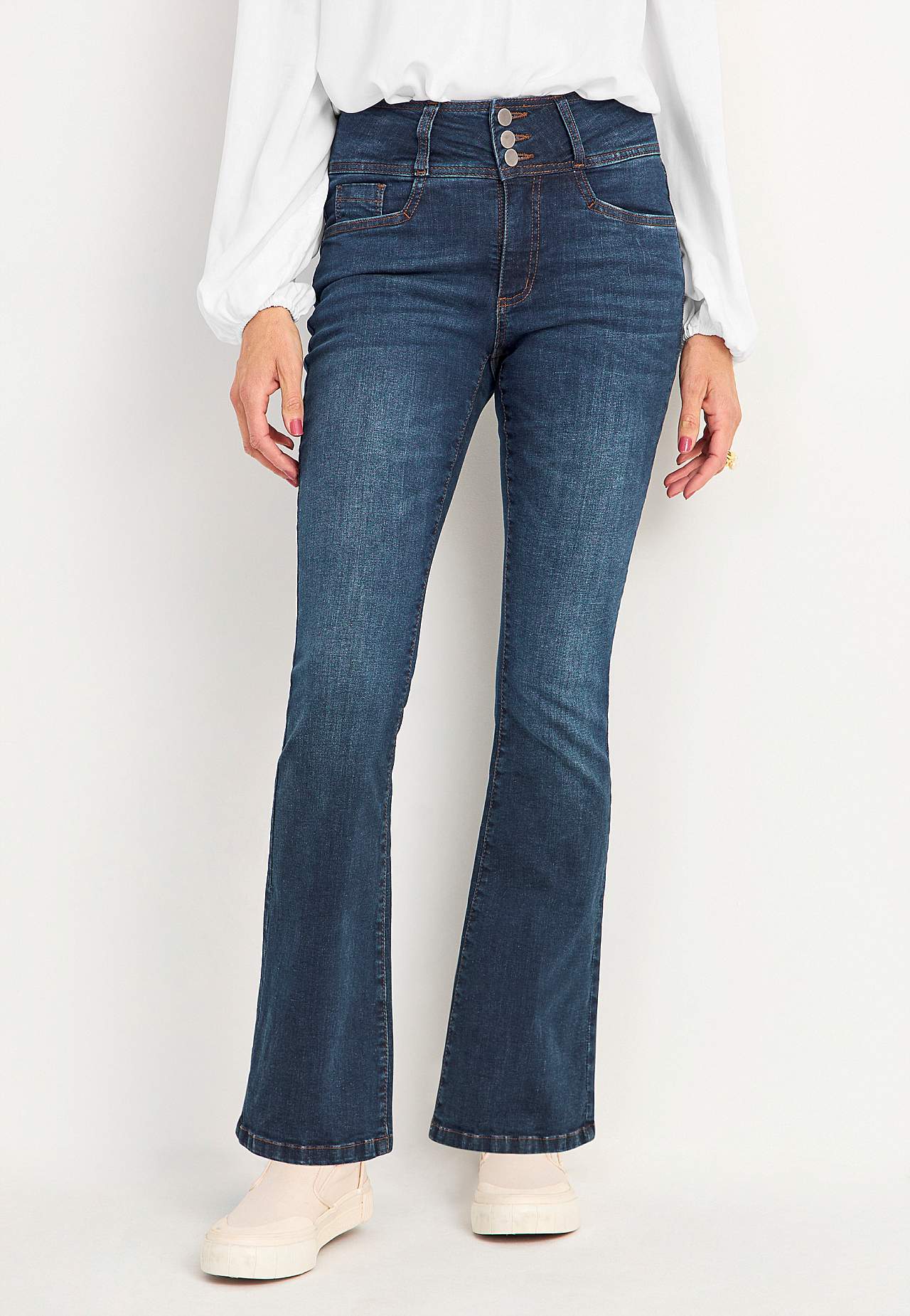 Boot cut jeans med høy midje