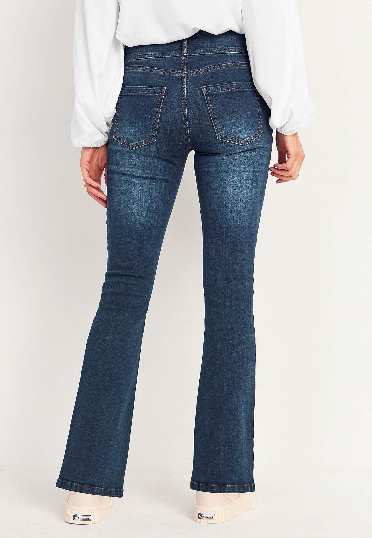Boot cut jeans med høy midje