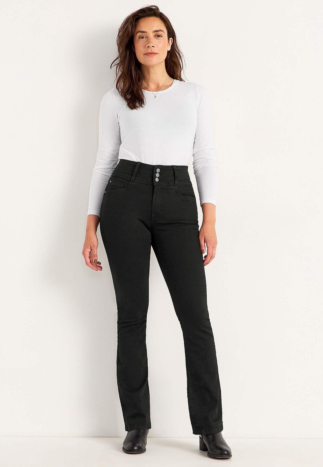 Boot cut jeans med høy midje