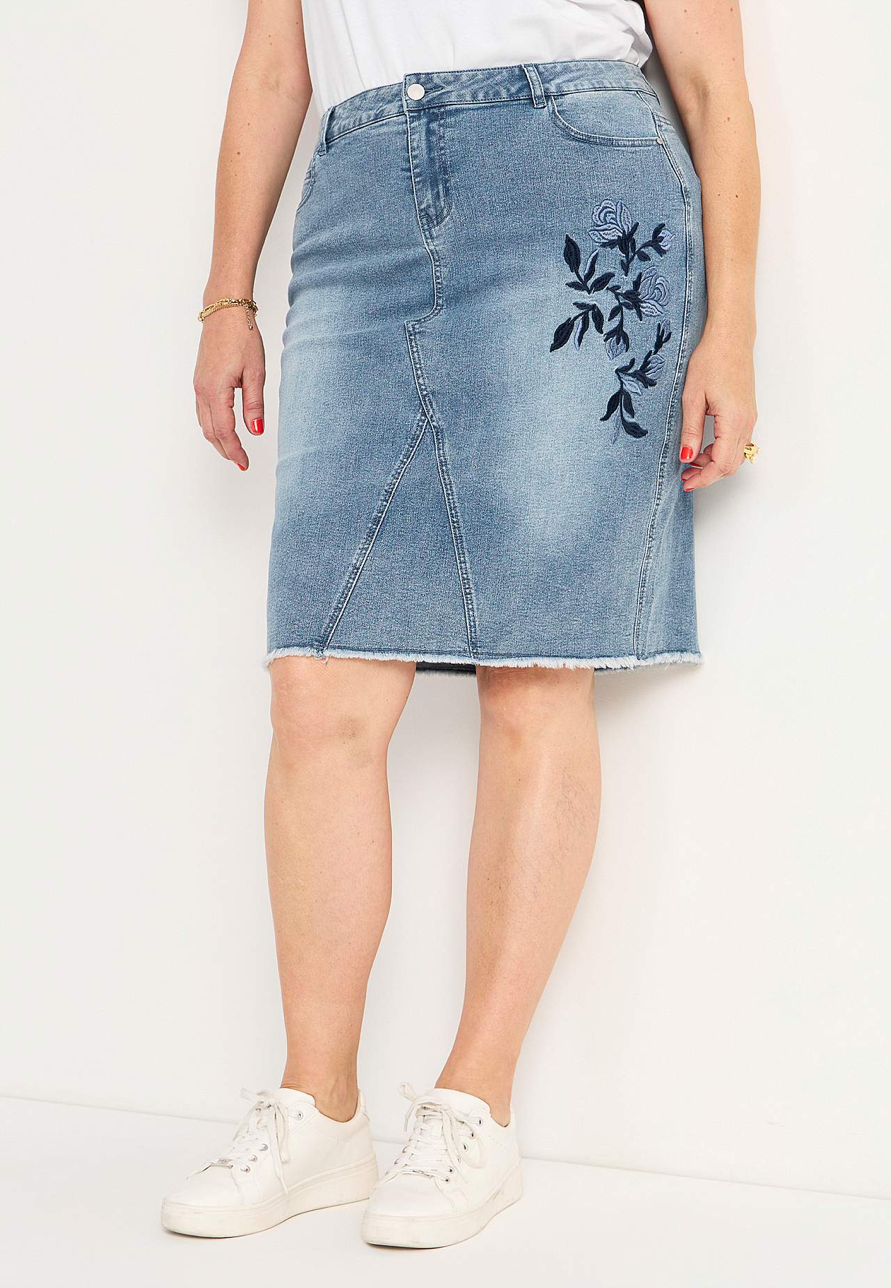 Denim skjørt med broderier
