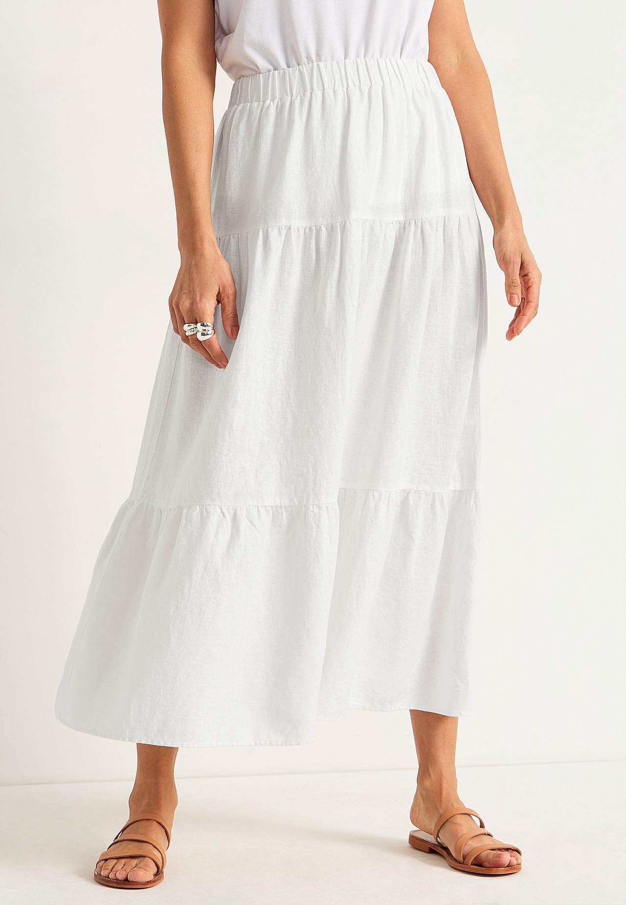 Volangskjørt i linmiks