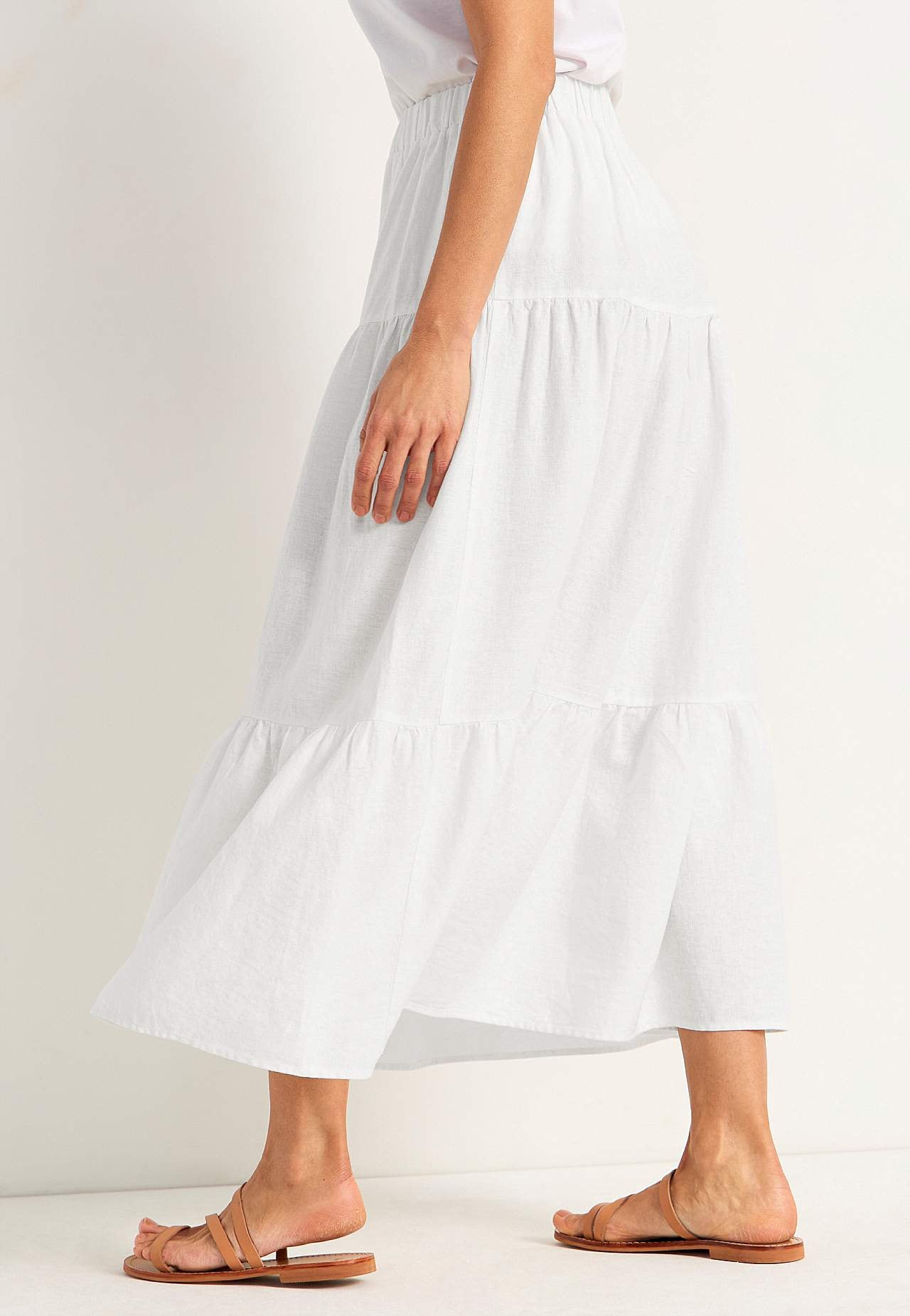 Volangskjørt i linmiks