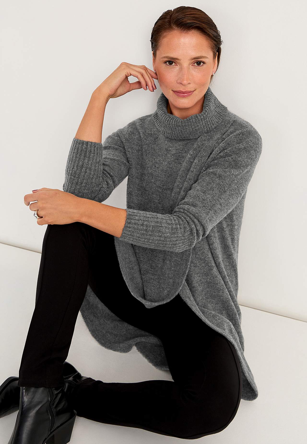 Strikket poloskjorte med innpakket detalj foran