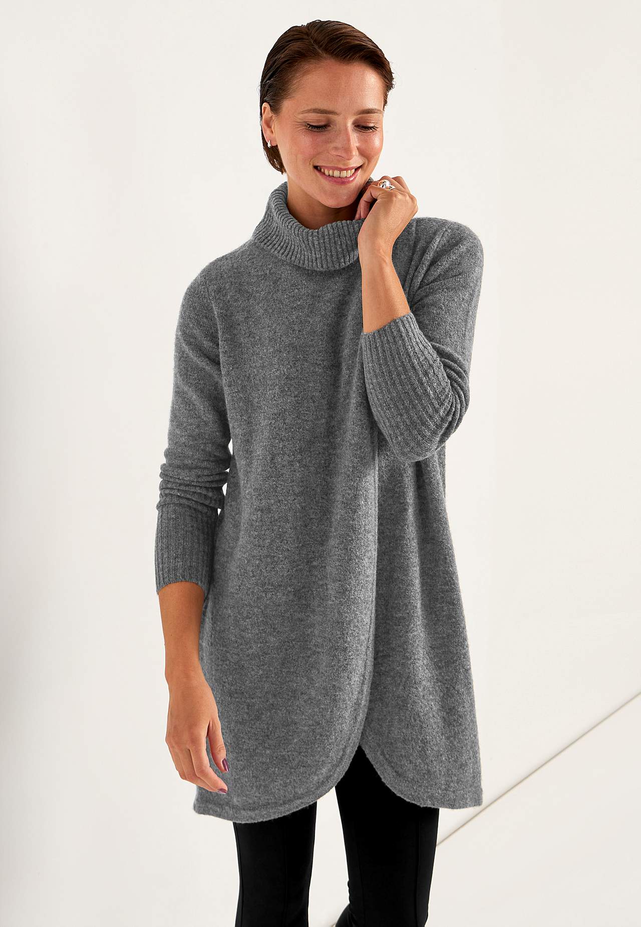 Strikket poloskjorte med innpakket detalj foran