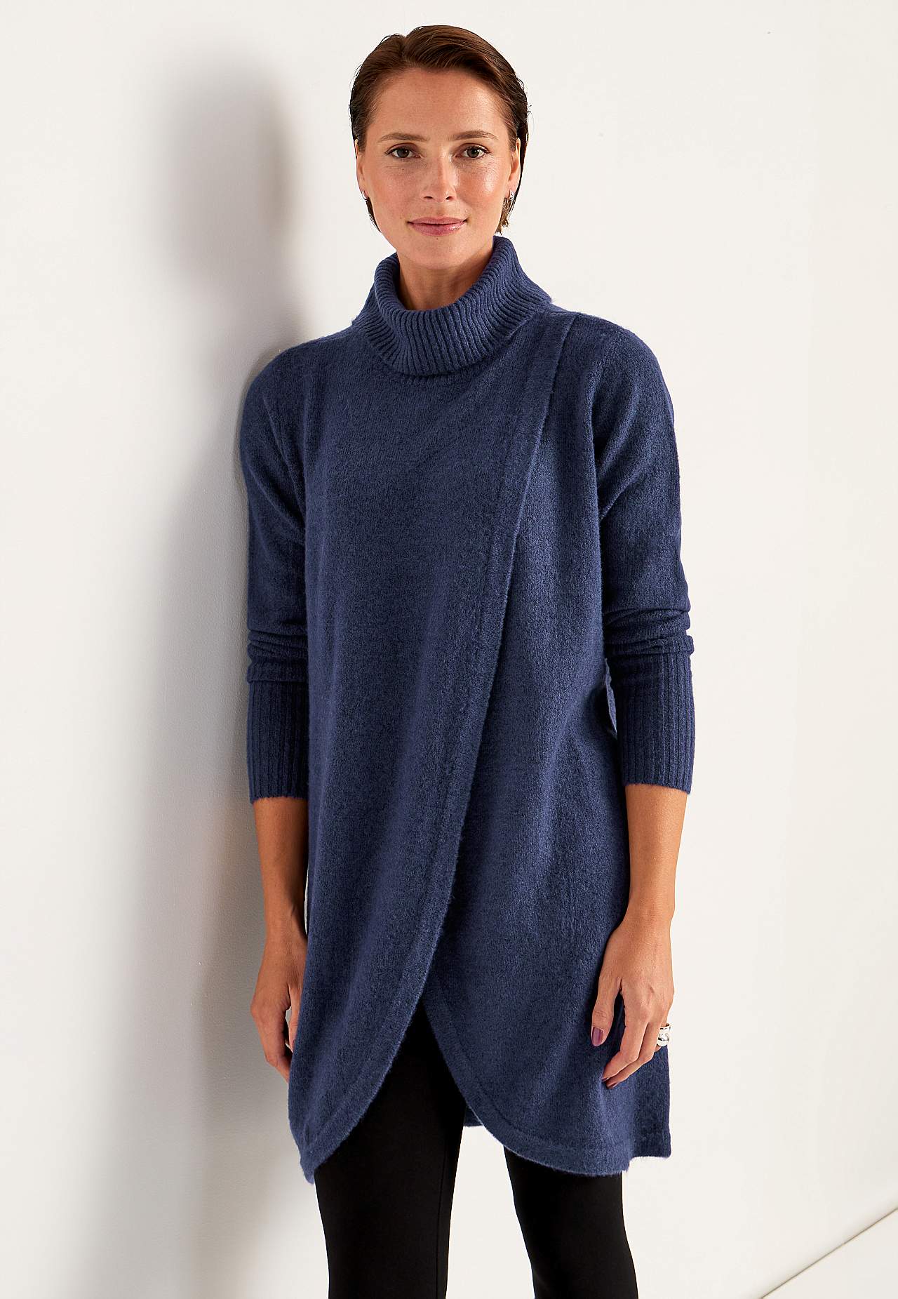 Strikket poloskjorte med innpakket detalj foran