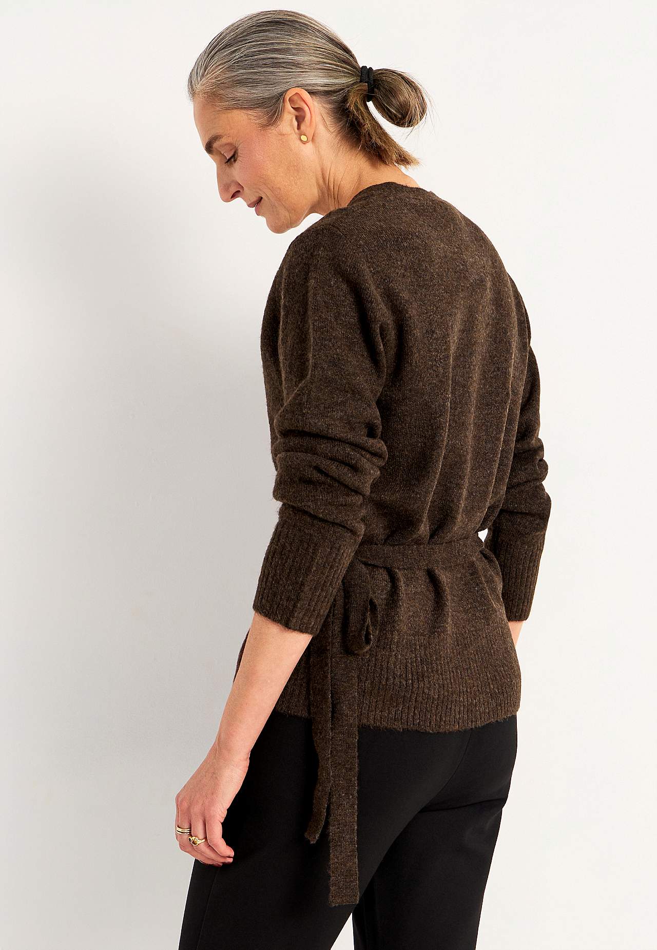 Strikket cardigan med omslagsdesign