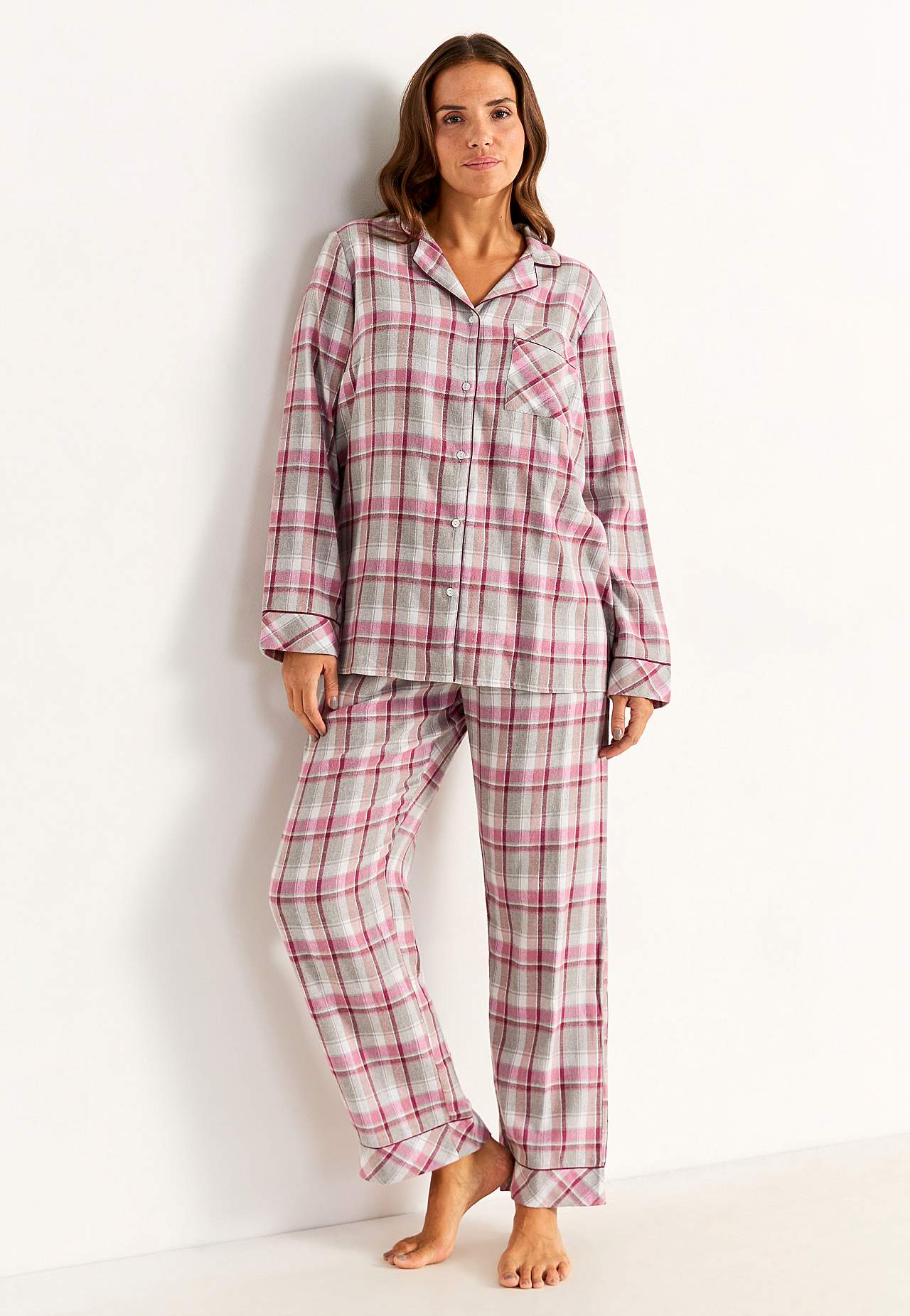 Rutete pyjamas i flanell