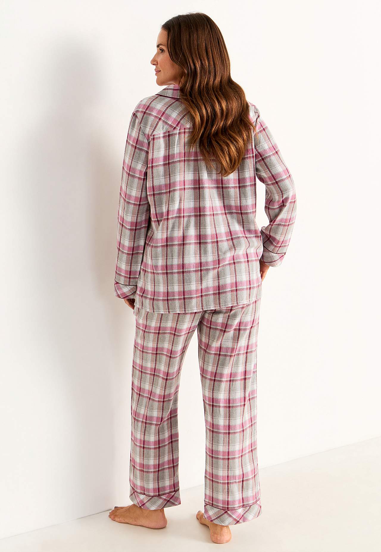 Rutete pyjamas i flanell