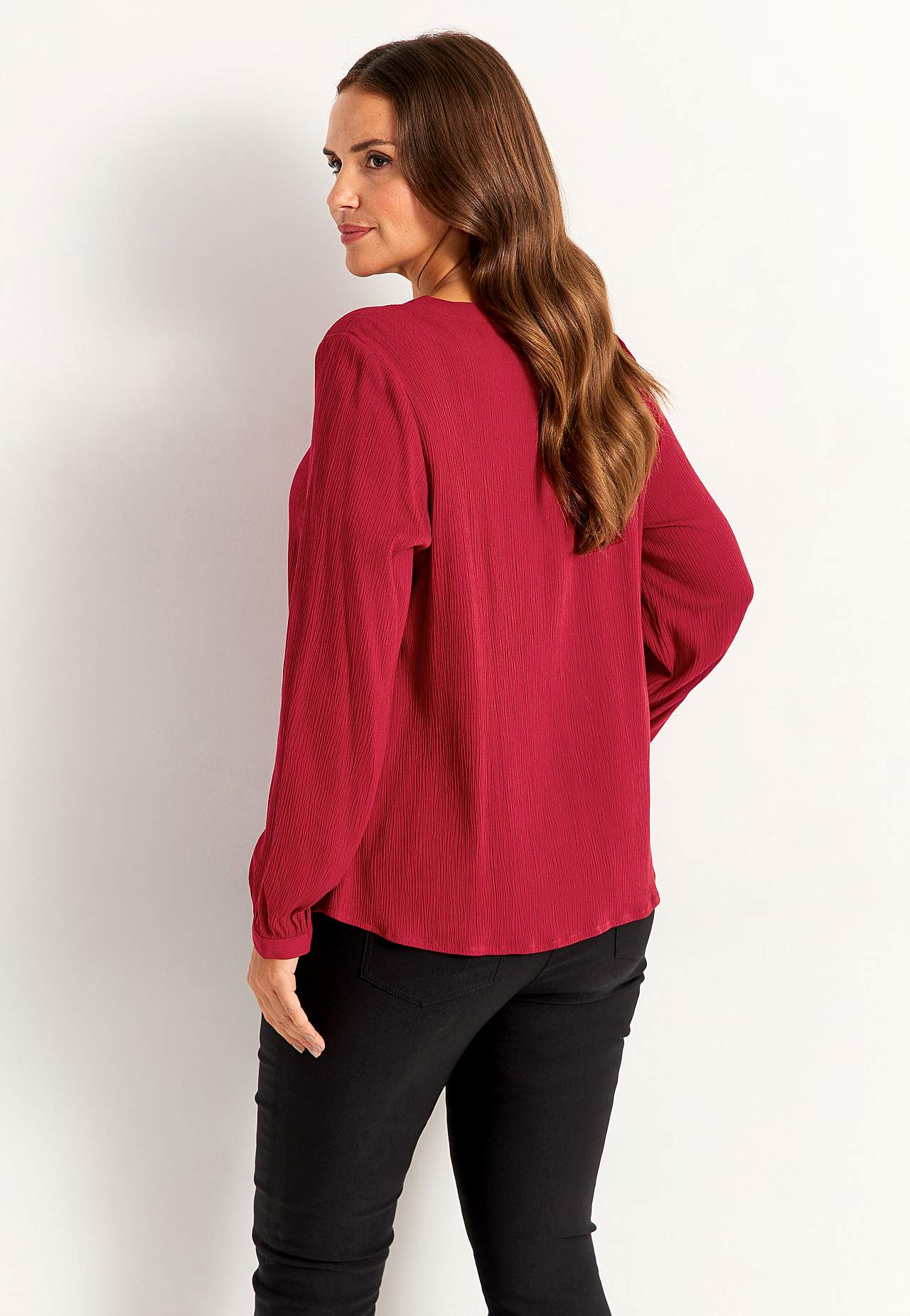 Bluse med crêpe-kvalitet
