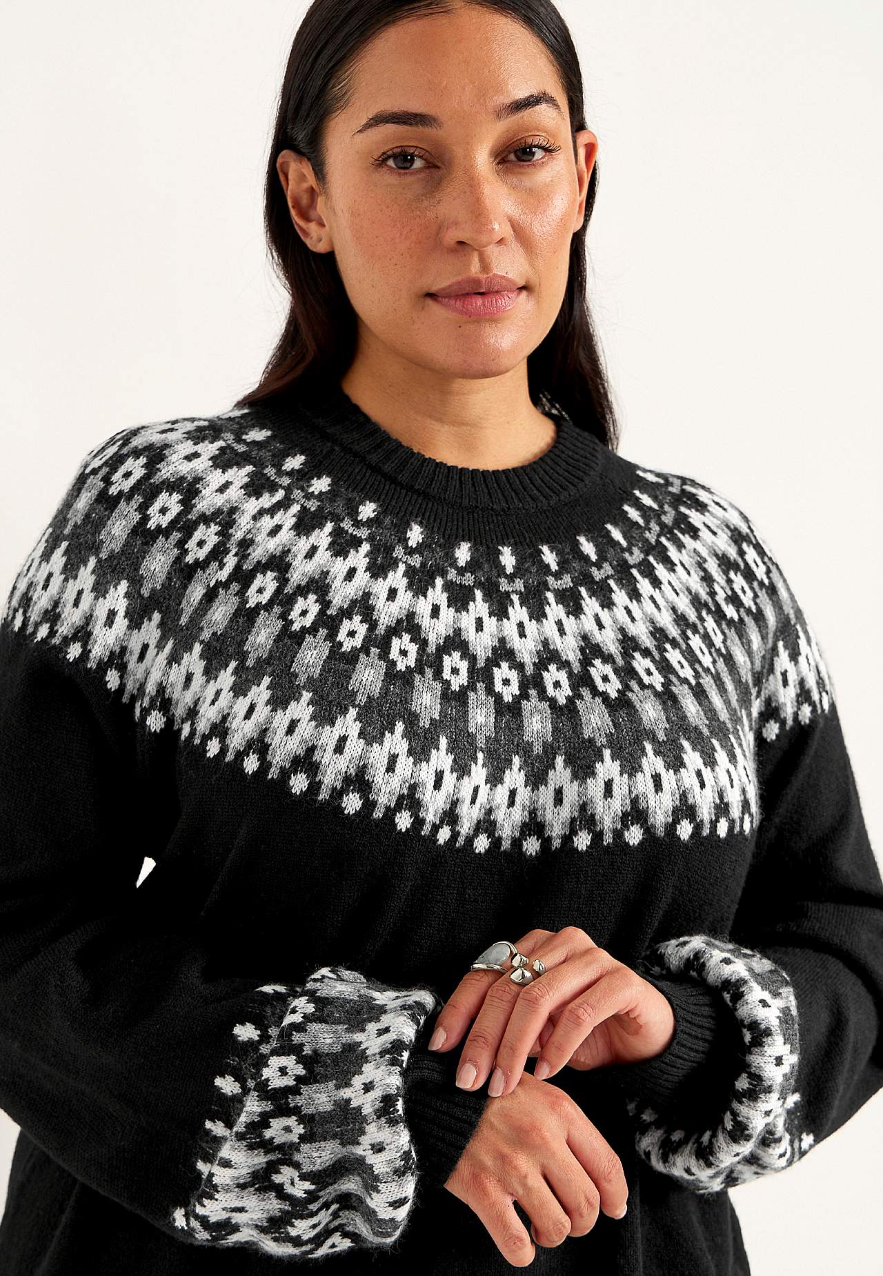 Strikket, jacquard-mønster genser