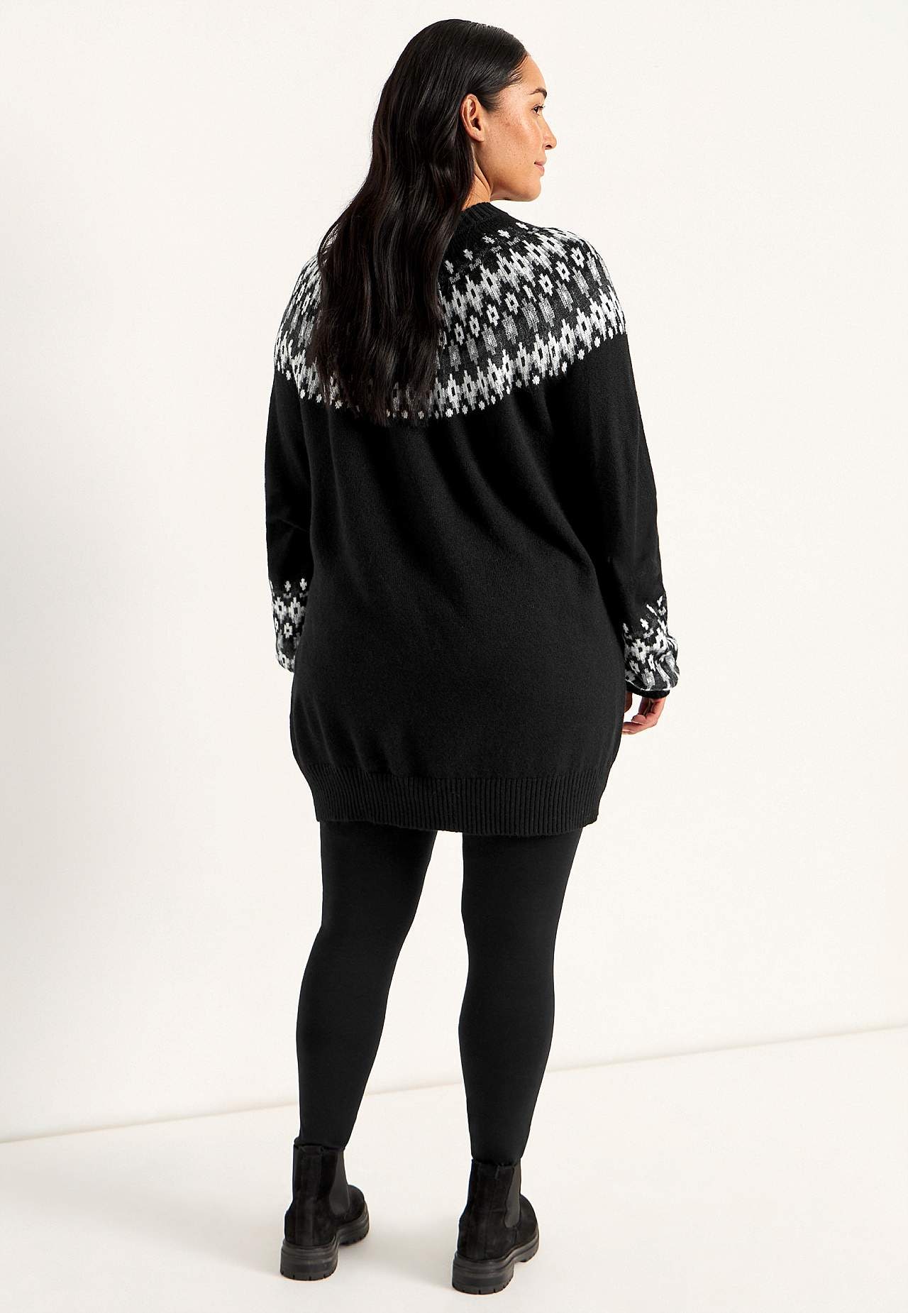 Strikket, jacquard-mønster genser