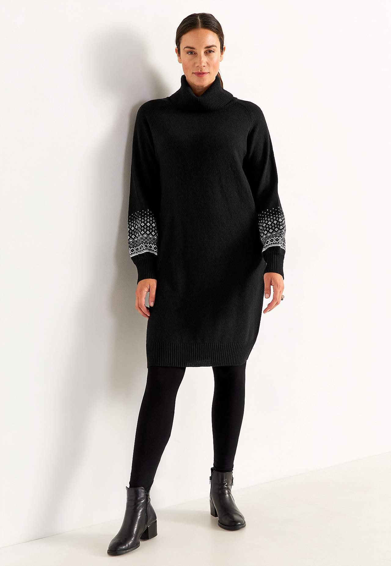 Strikket kjole med jacquard- mønstrede ermer