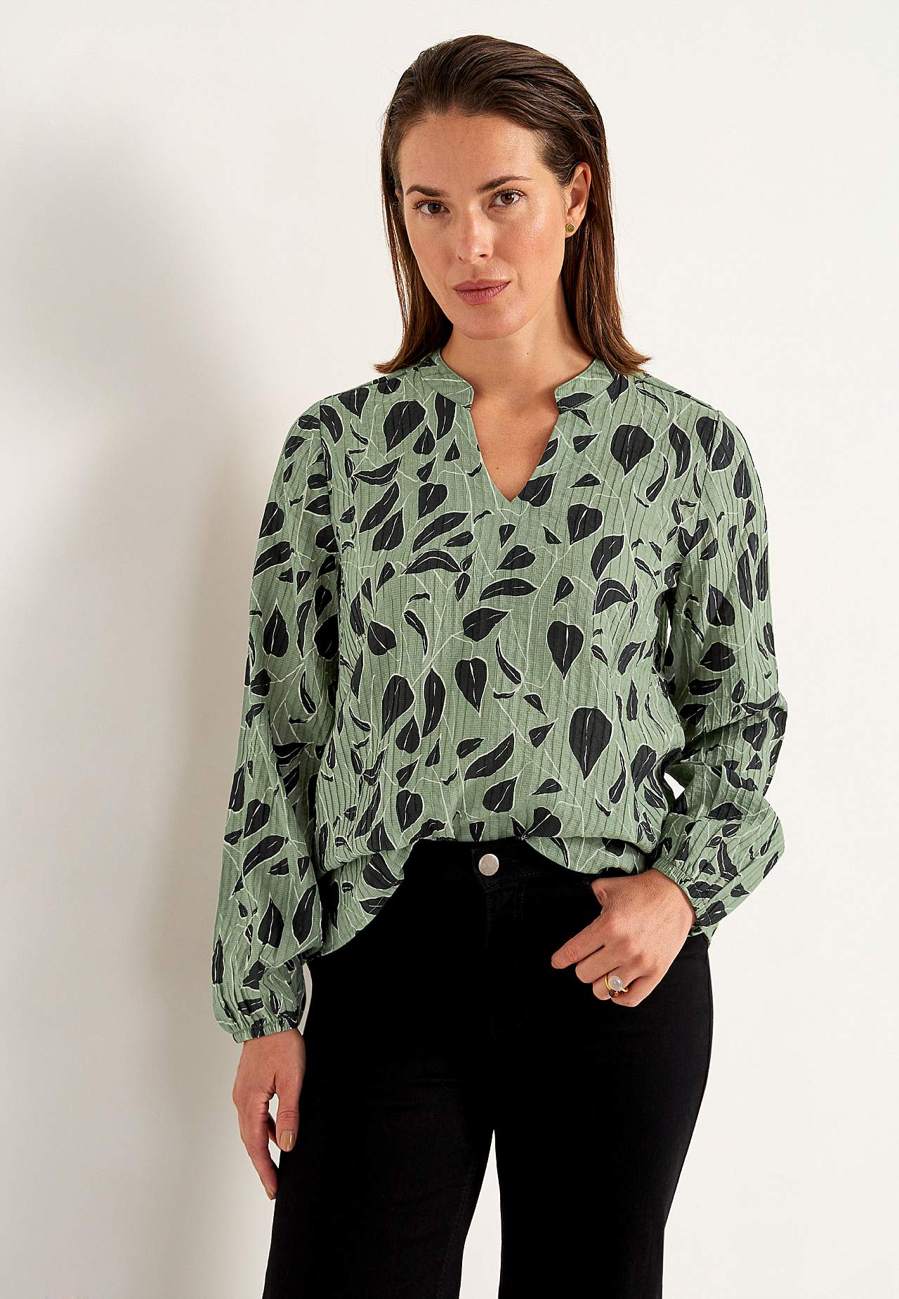 Vevet bluse med struktur
