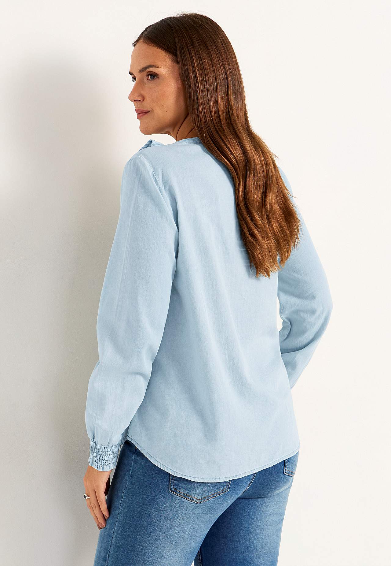 Volangbluse i denim