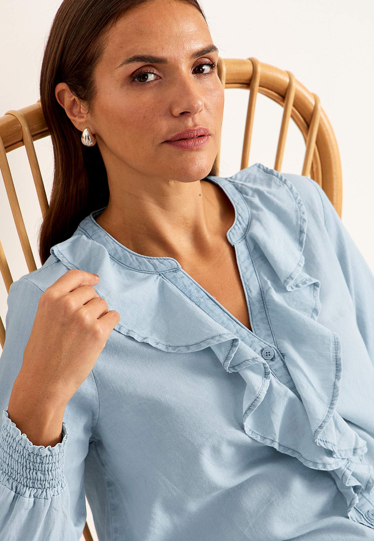 Volangbluse i denim