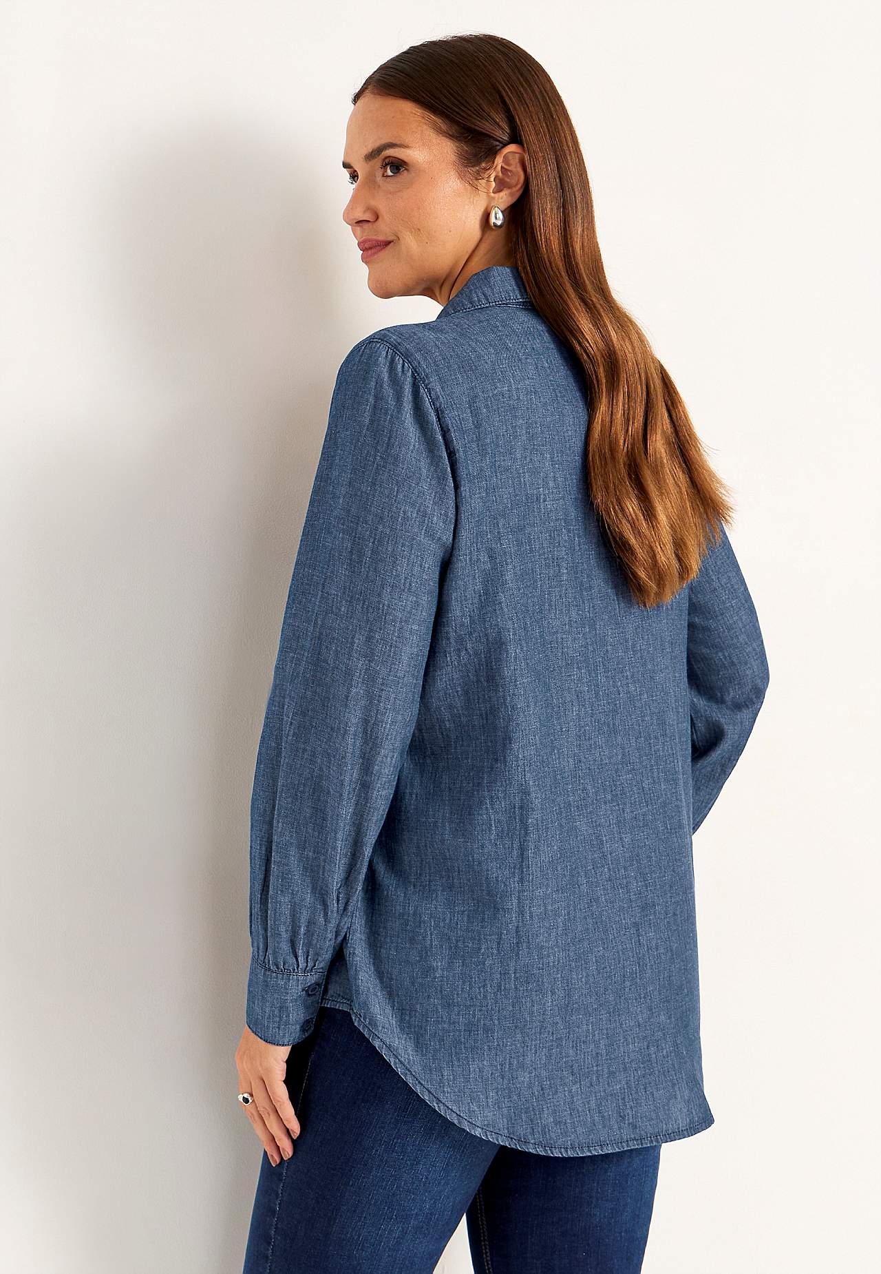 Denimbluse med sydd folder