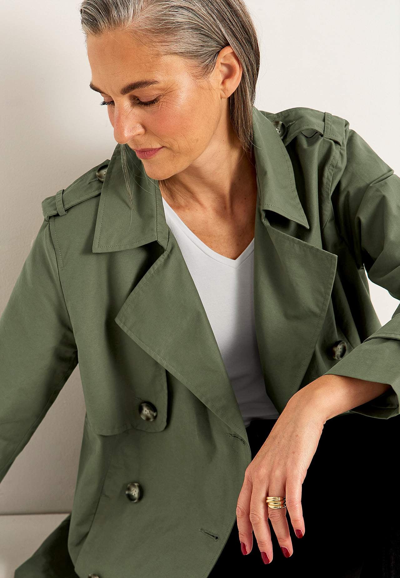 Dobbelbryst, kort trenchcoat