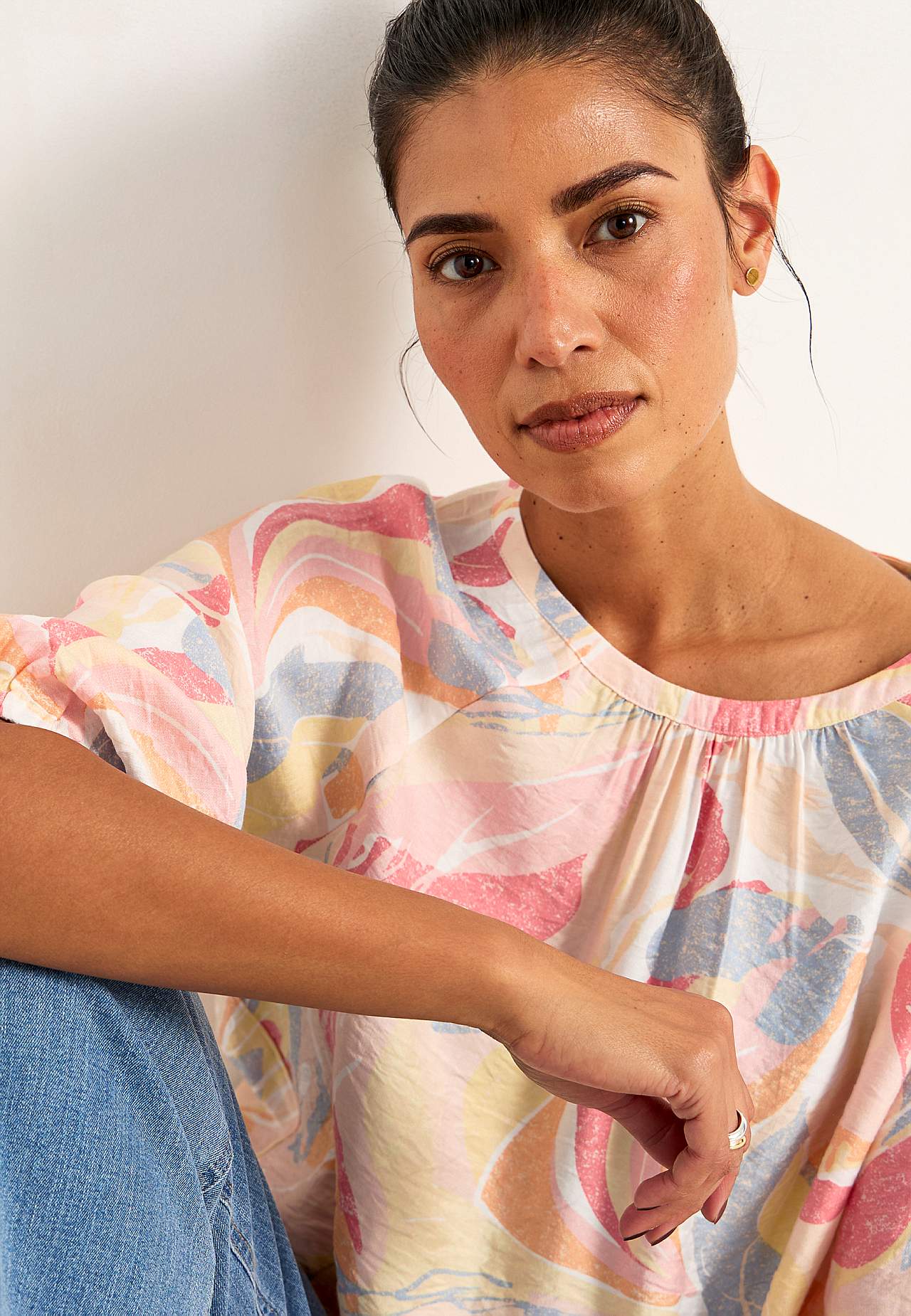 Vevet bluse med struktur