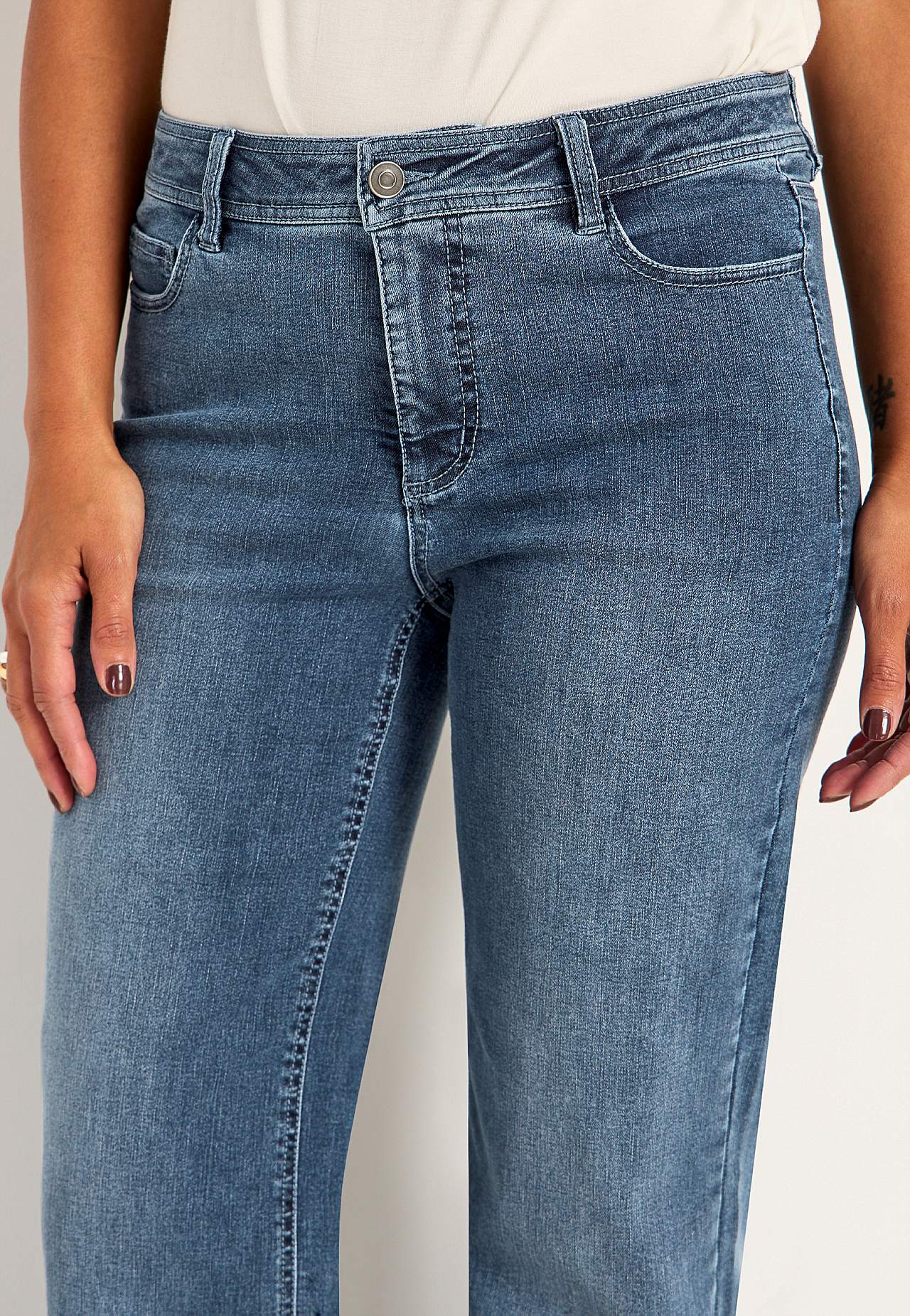 Vide jeans i superstretch denim