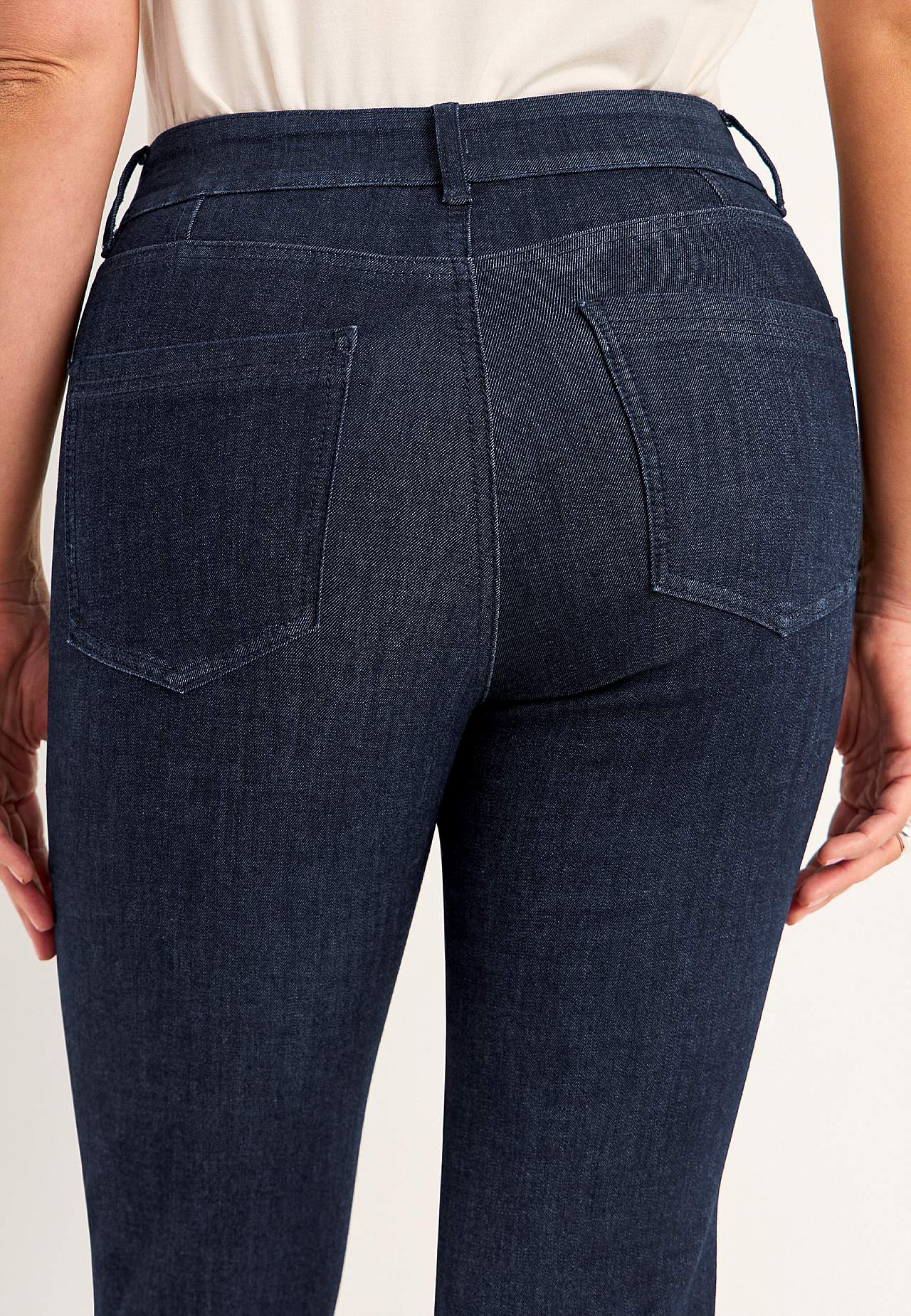 Vide jeans i superstretch denim