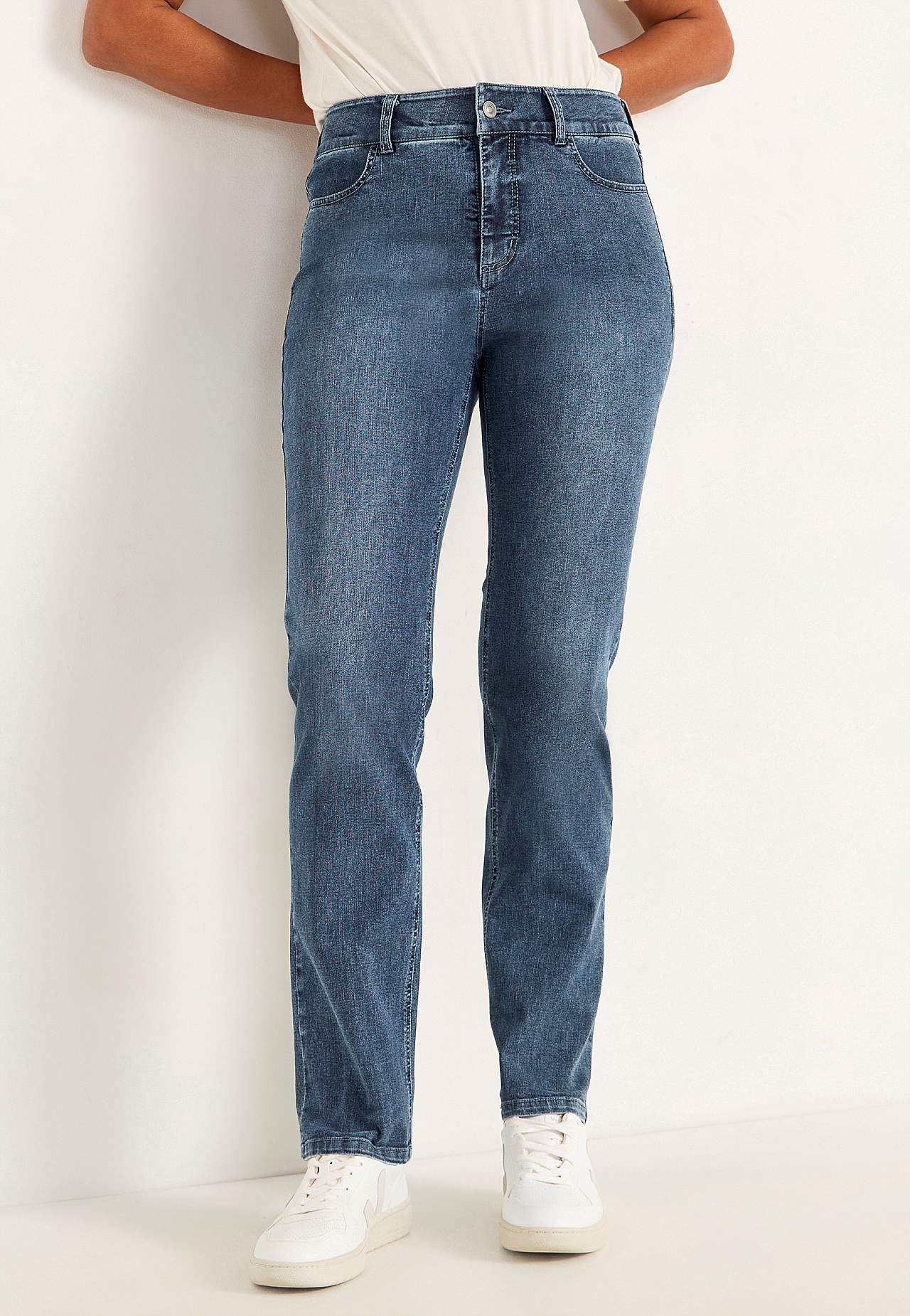 Rette jeans i superstretch denim