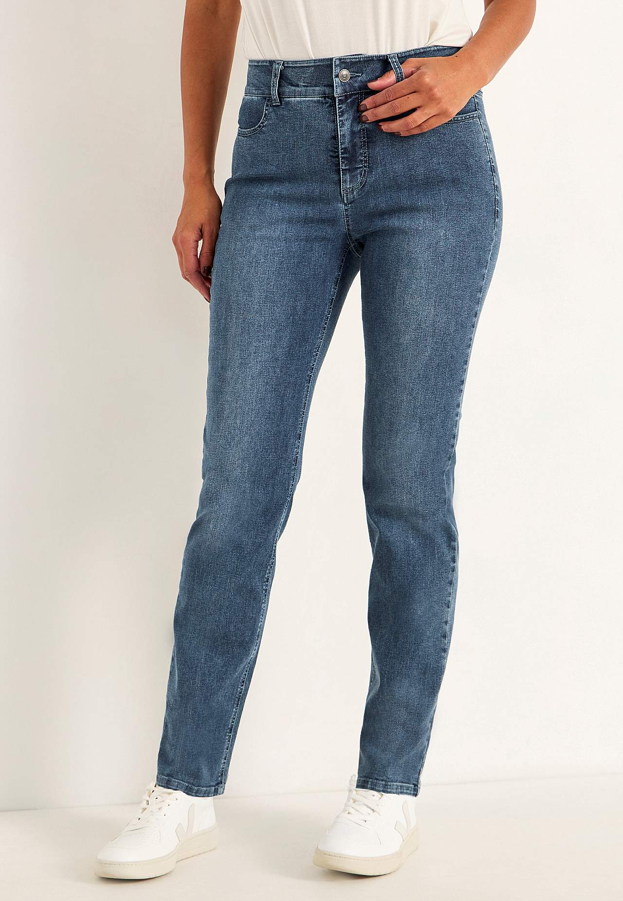 Rette jeans i superstretch denim