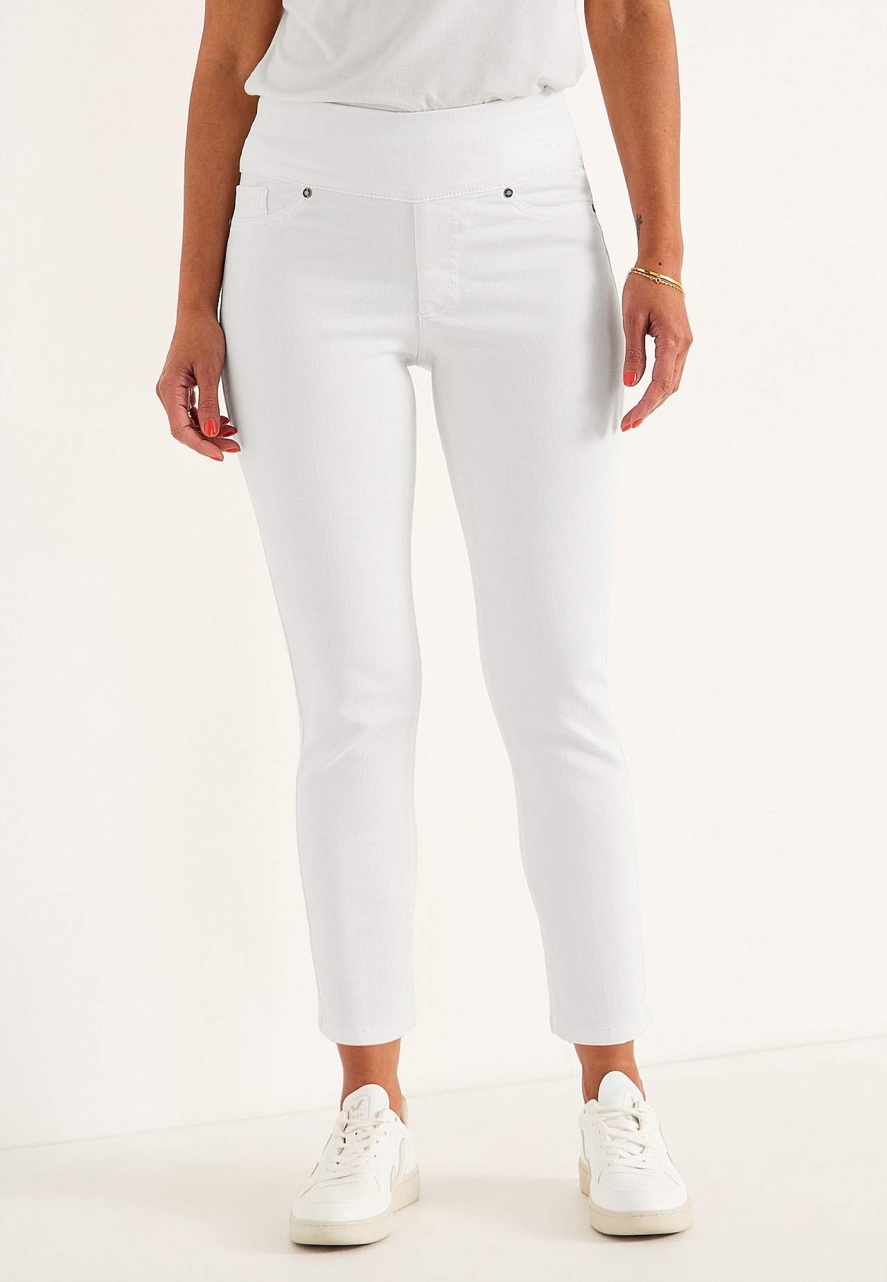 Superkomfortabel ankeljeans i denim