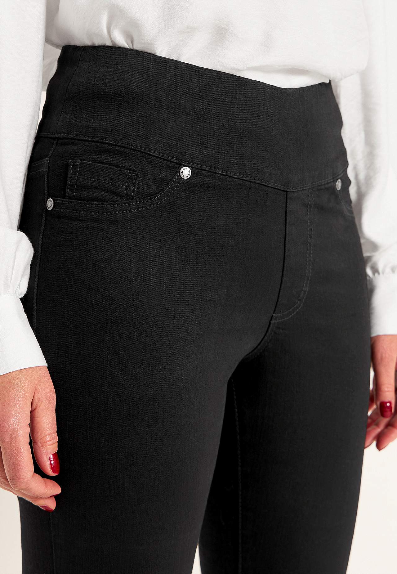 Superkomfortabel ankeljeans i denim