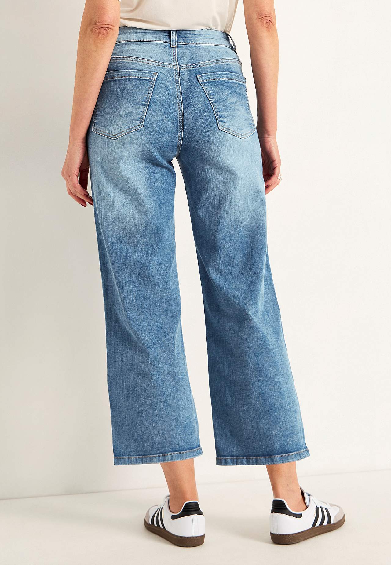 Stretchy ankeljeans