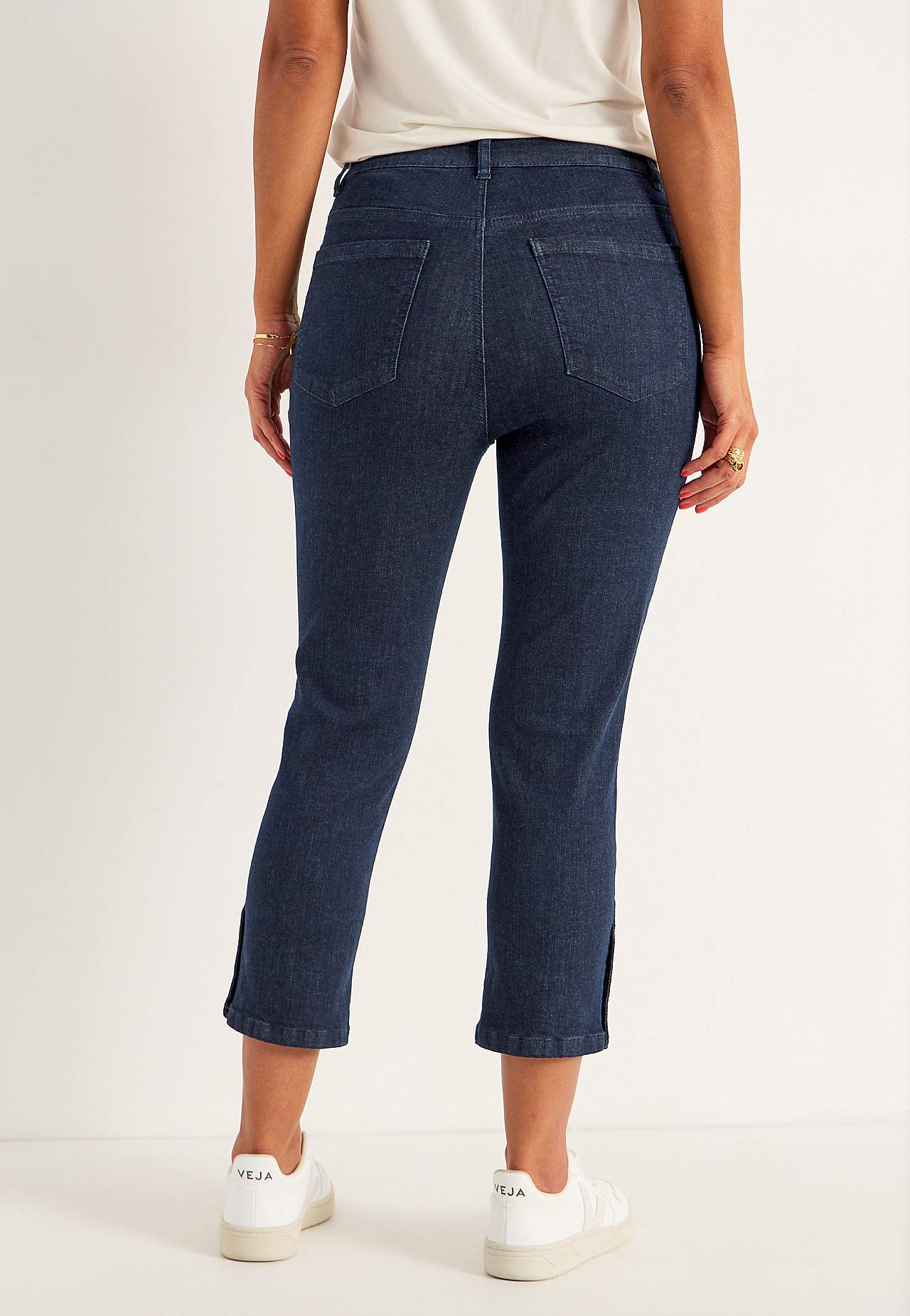 Caprijeans med design med fem lommer