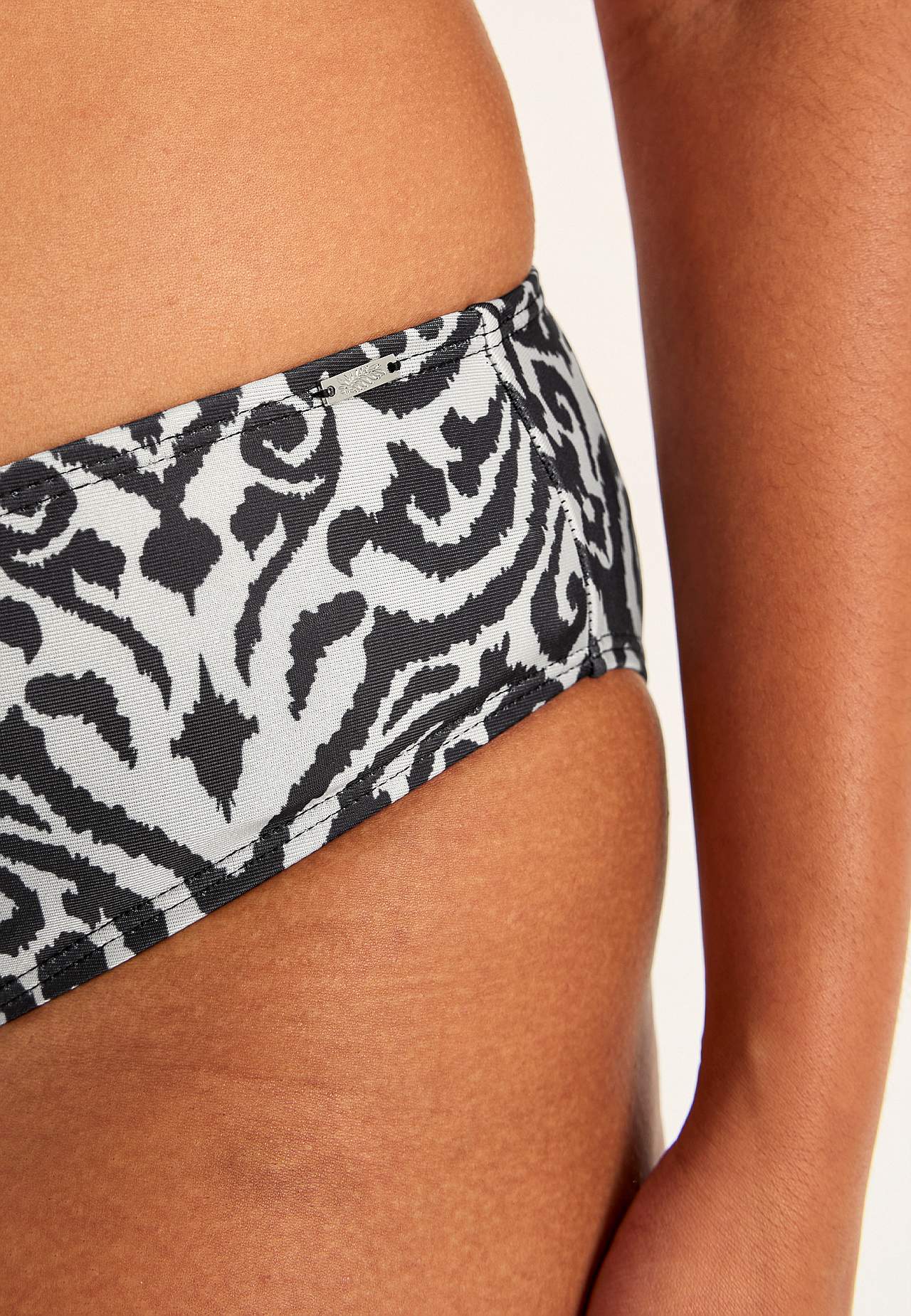 Bikiniunderdel med normal midje