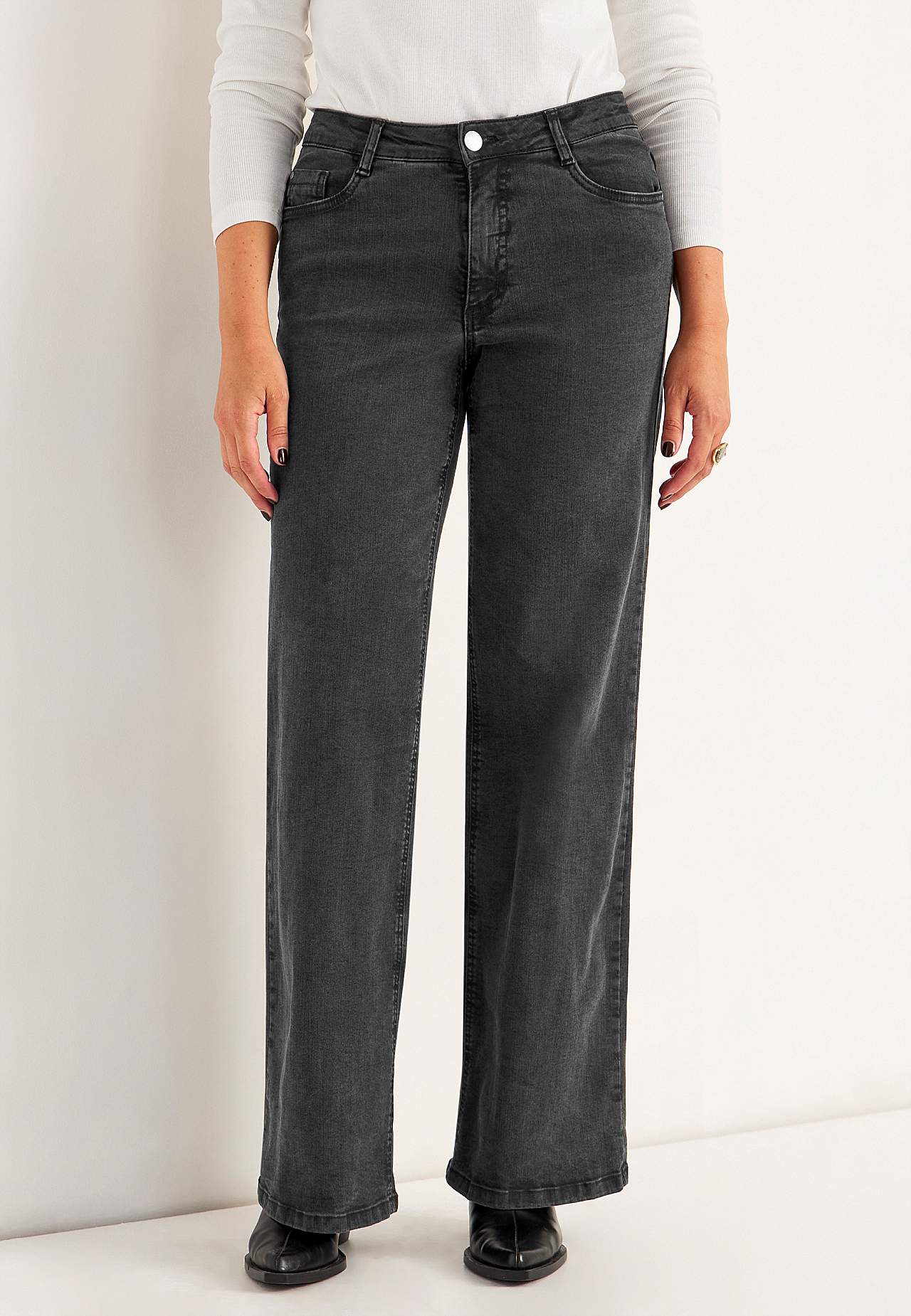 Vide, lange jeans med høy midje Renata