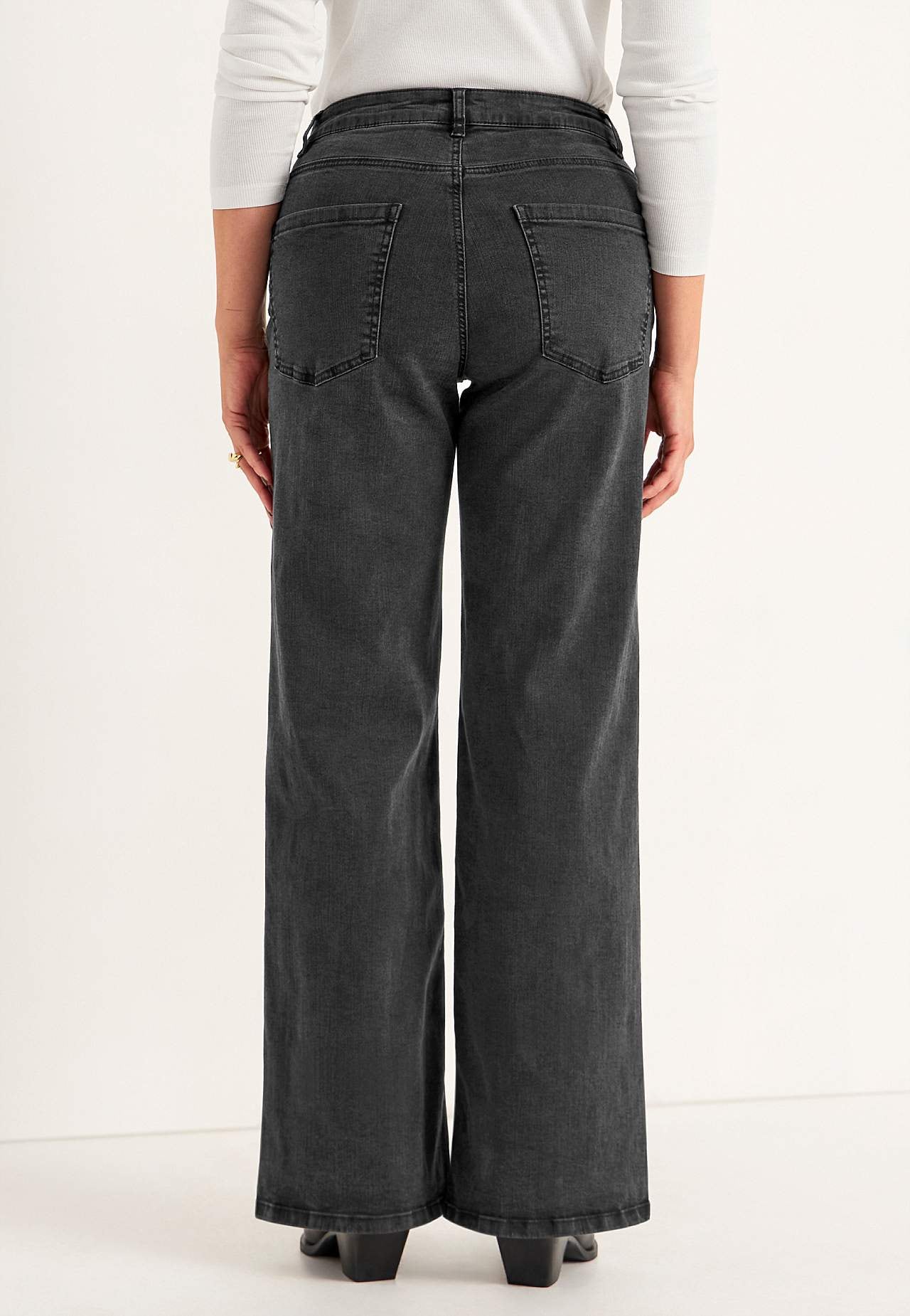 Vide, lange jeans med høy midje Renata