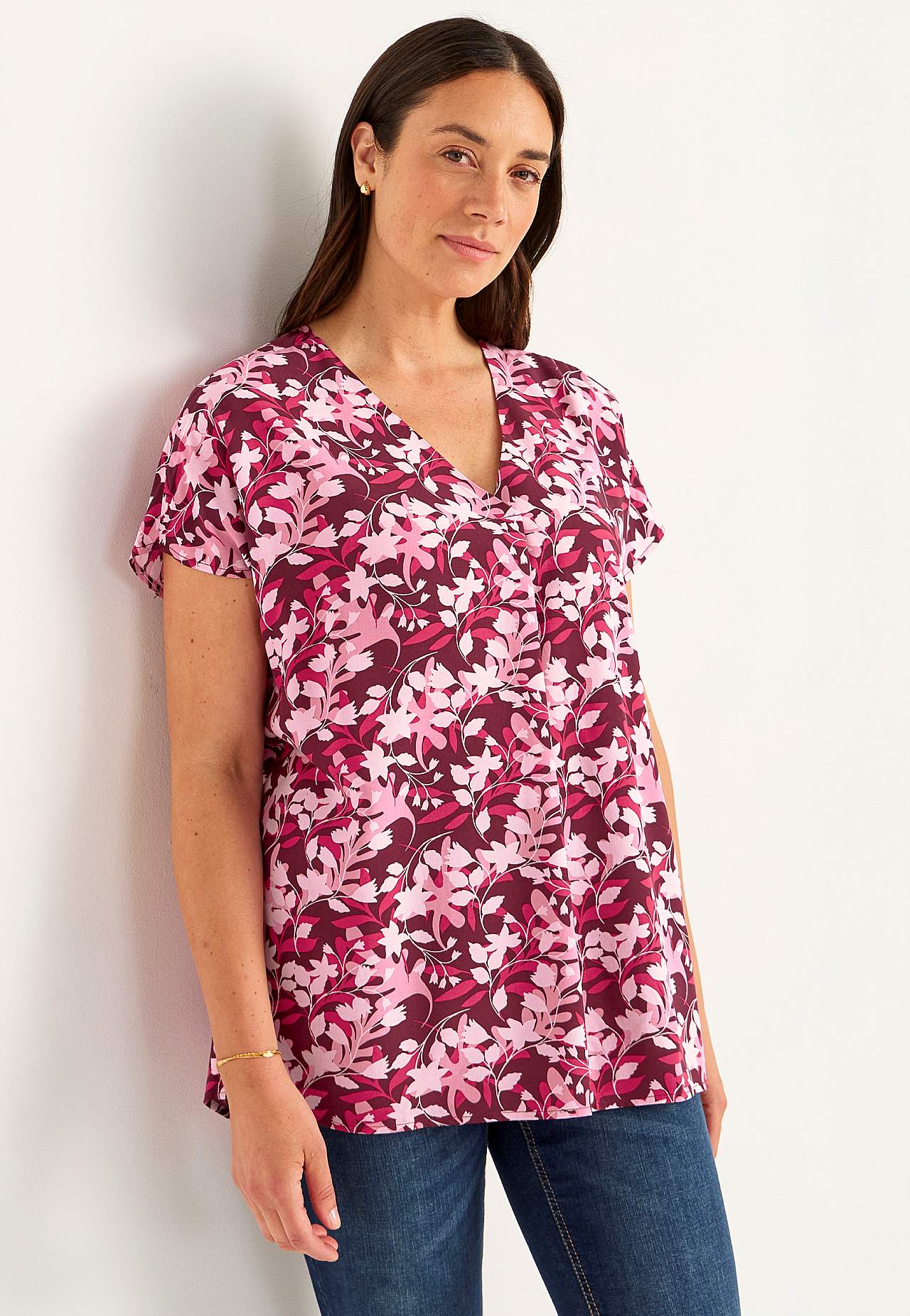 V-halset, vevet tunika