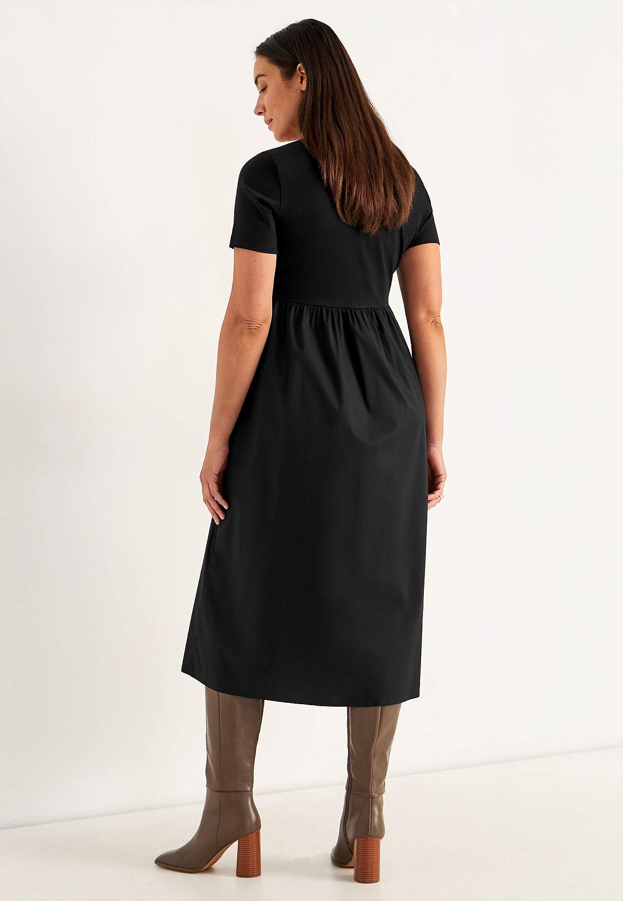 Kjole i poplin og tricot
