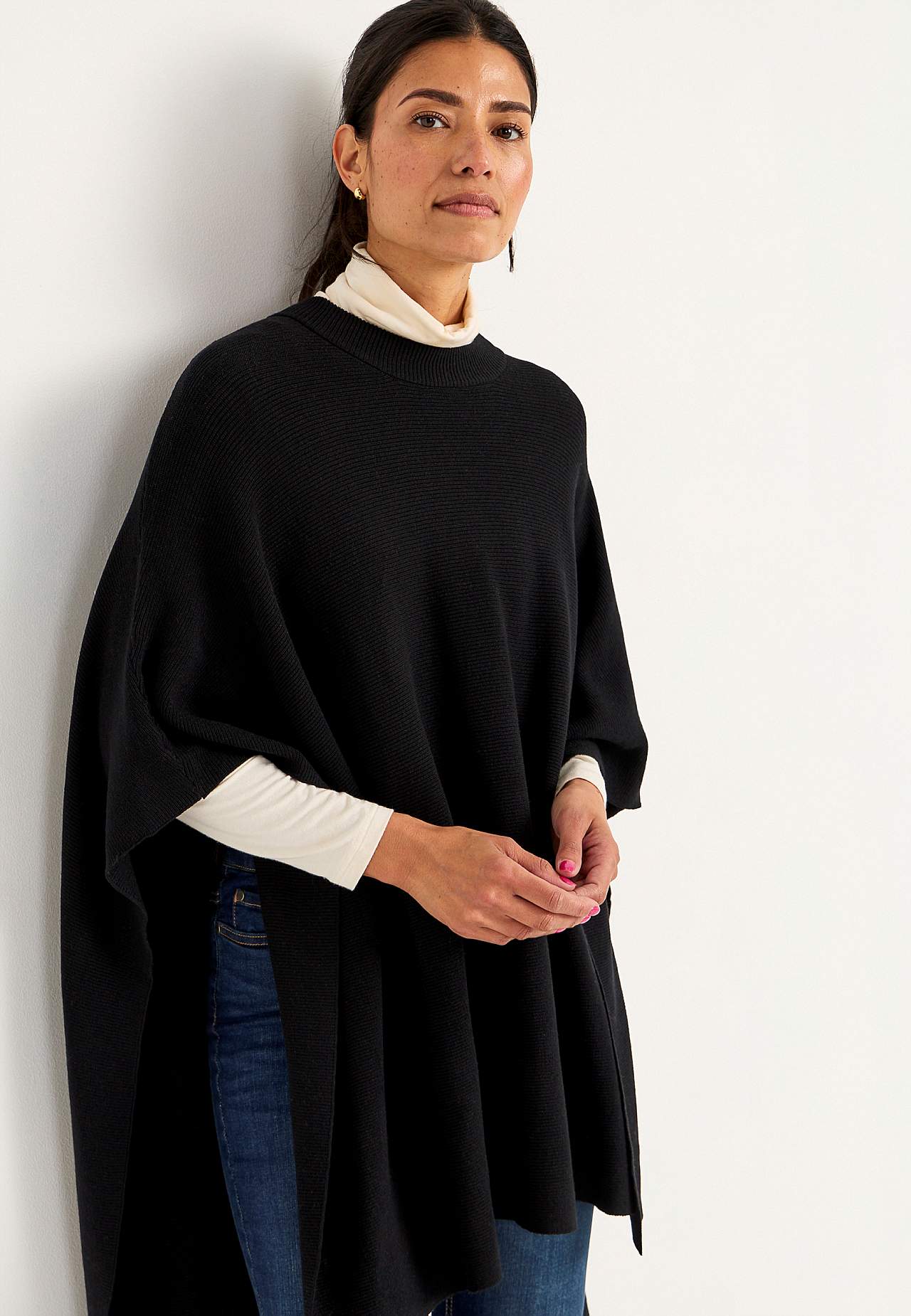 Finstrikket poncho