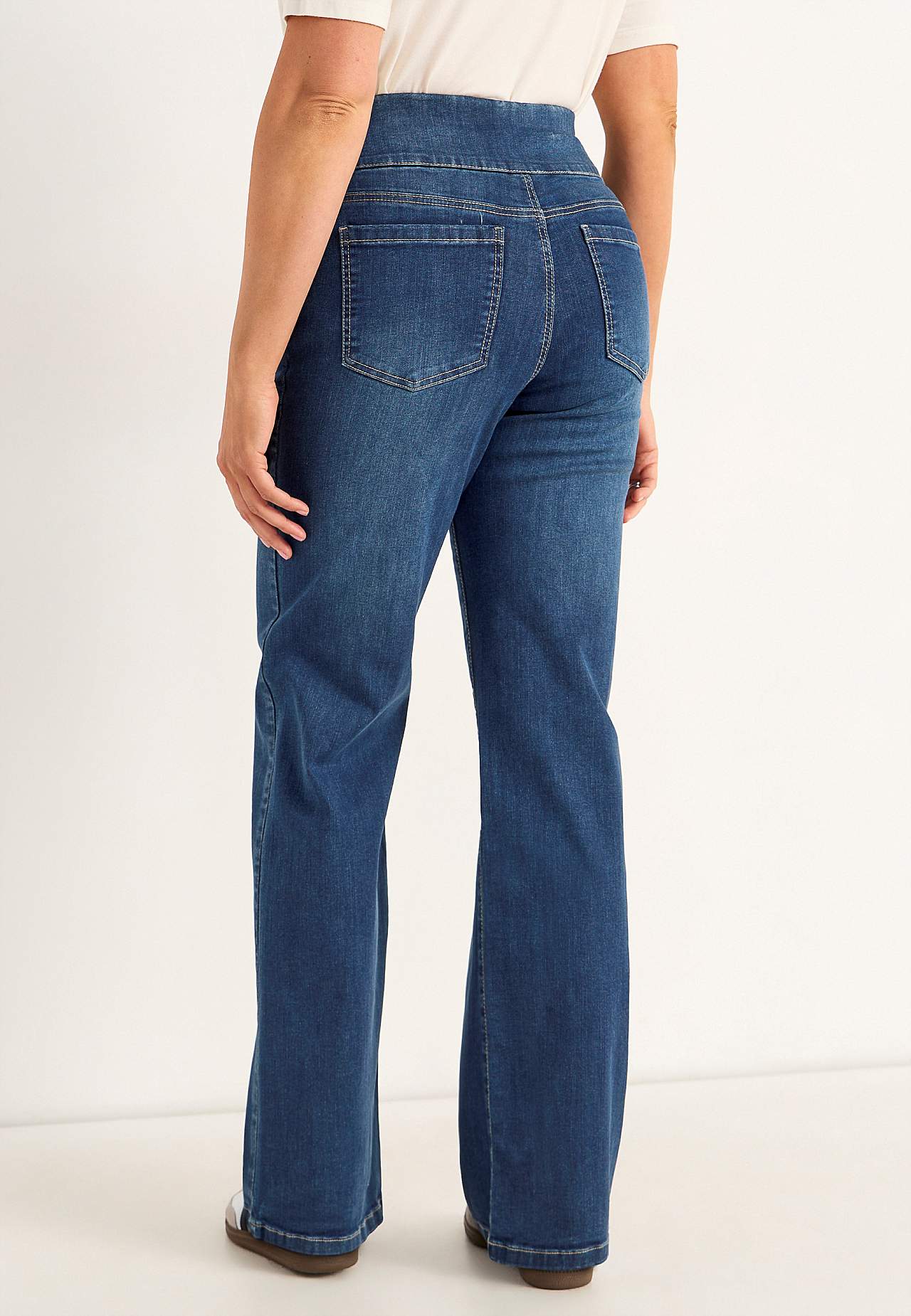 Jeans med høy elastisk midje