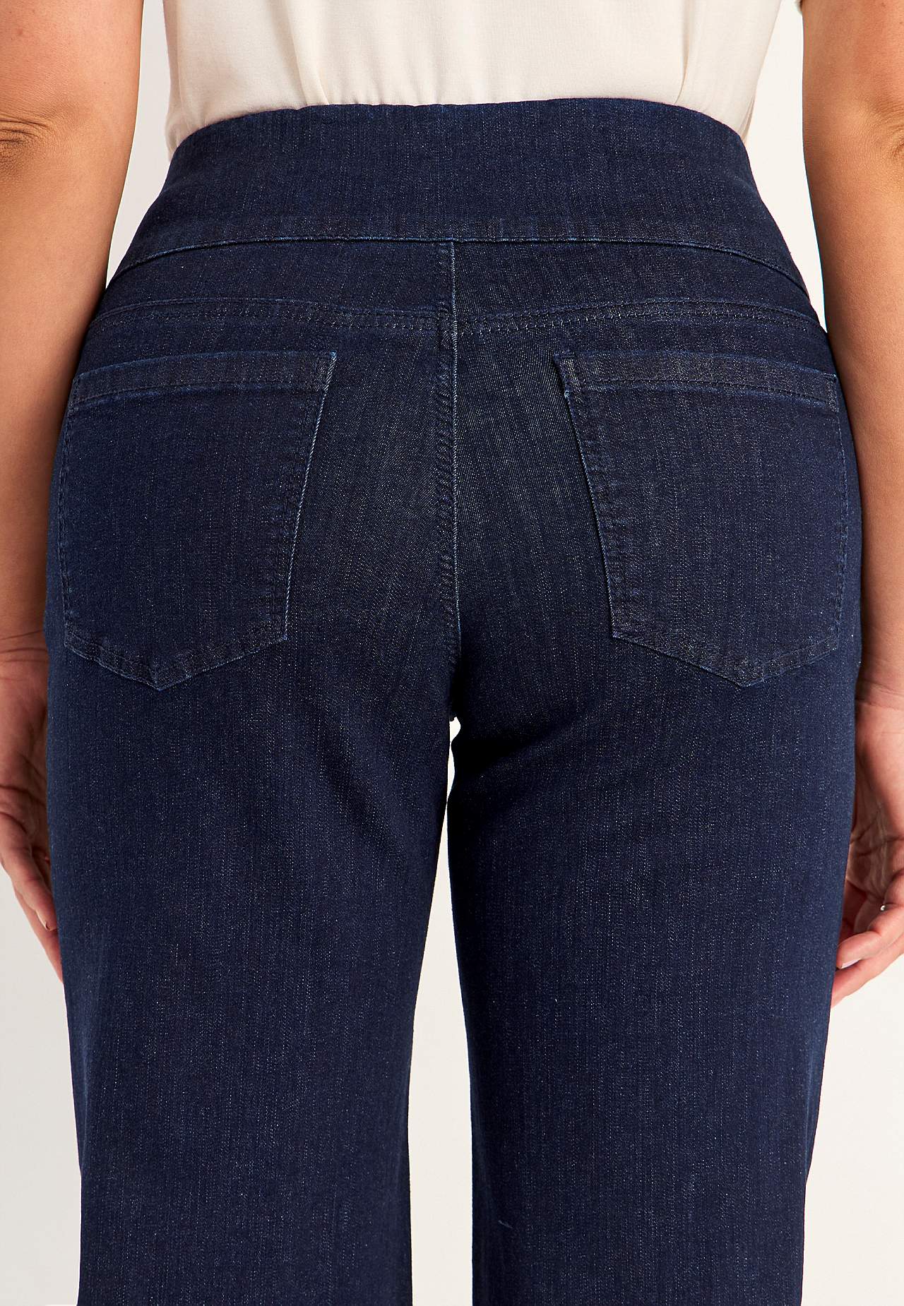 Jeans med høy elastisk midje