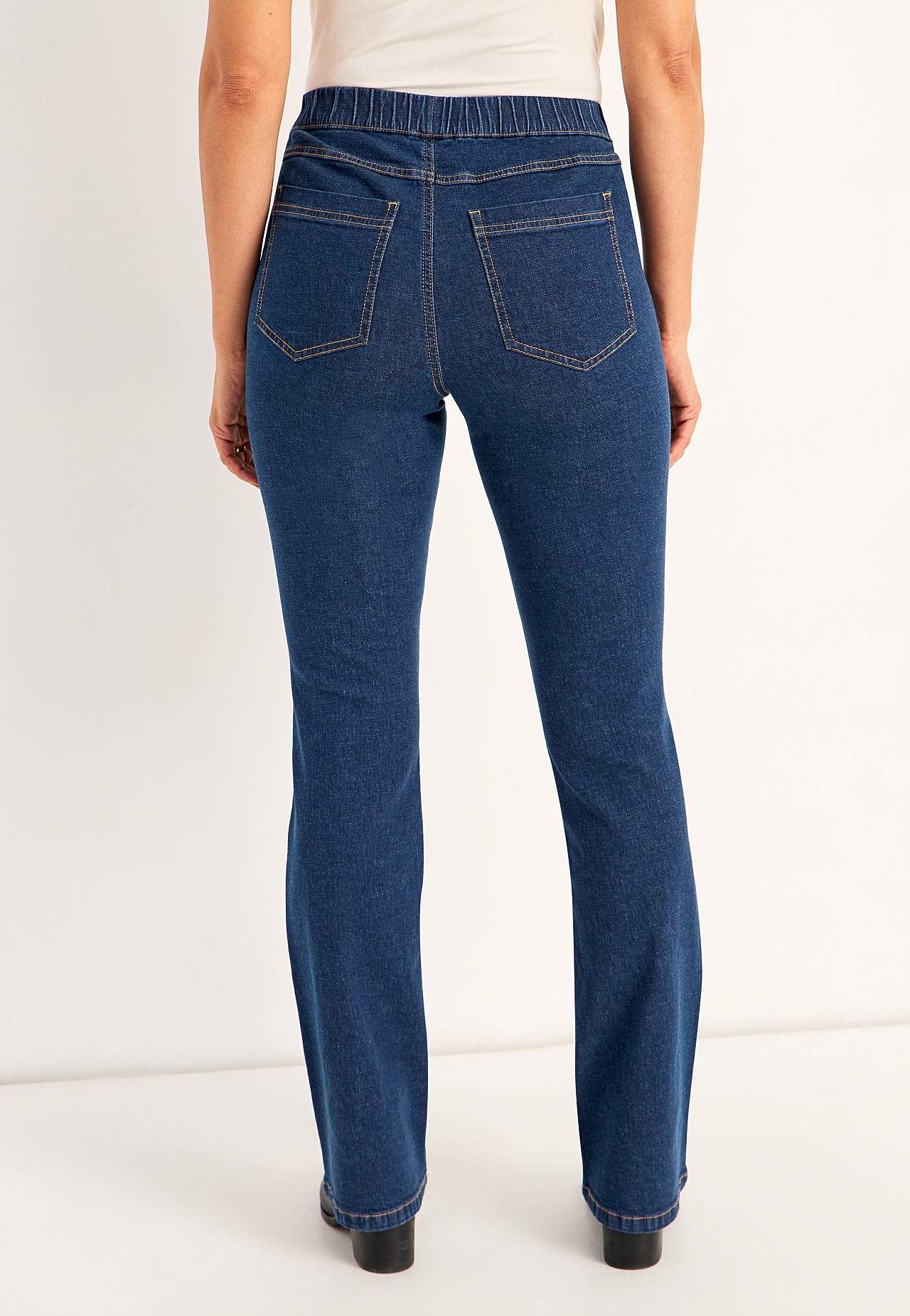 Stretchy jeggings med bootcut