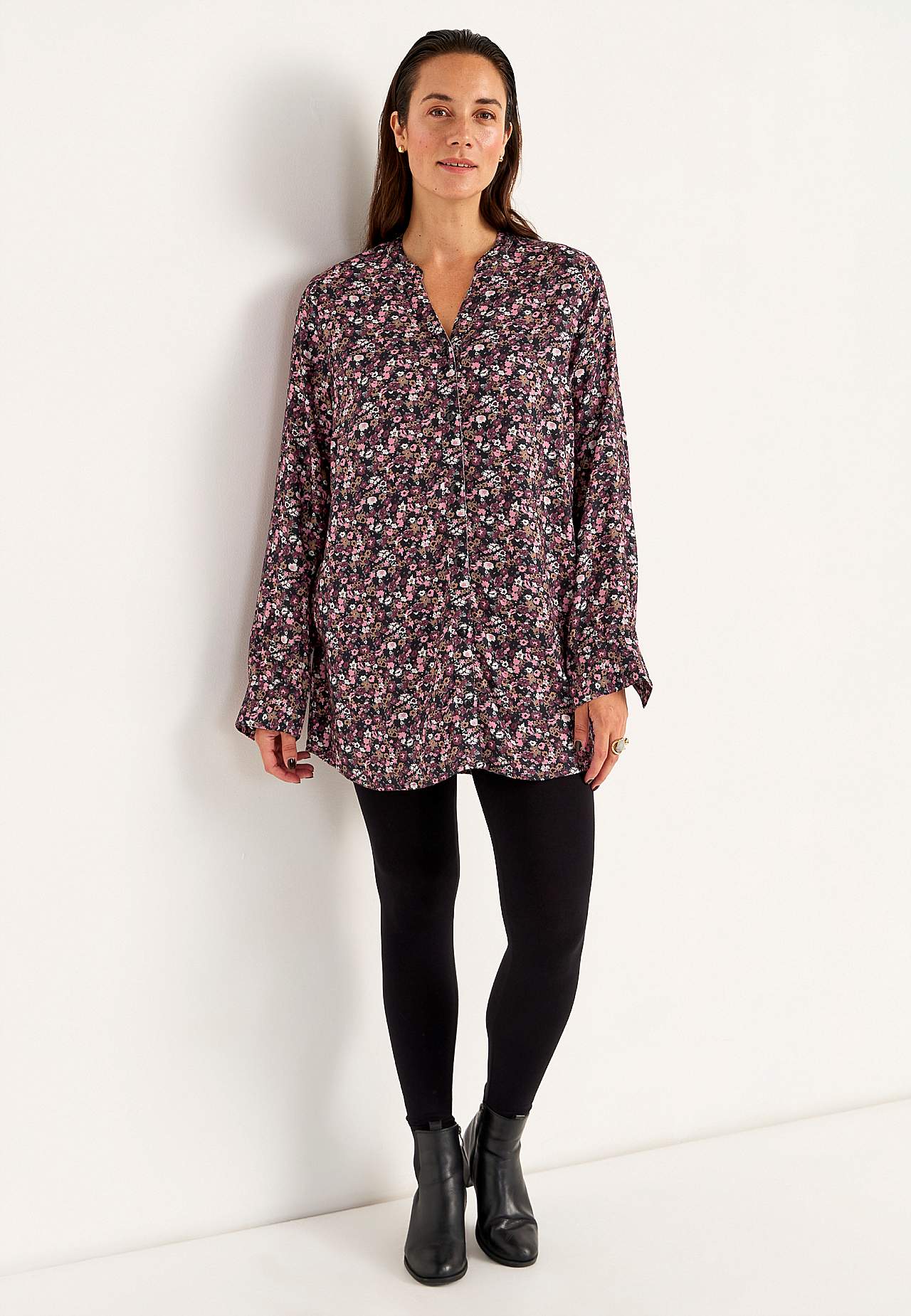 Vevet tunika med knapper