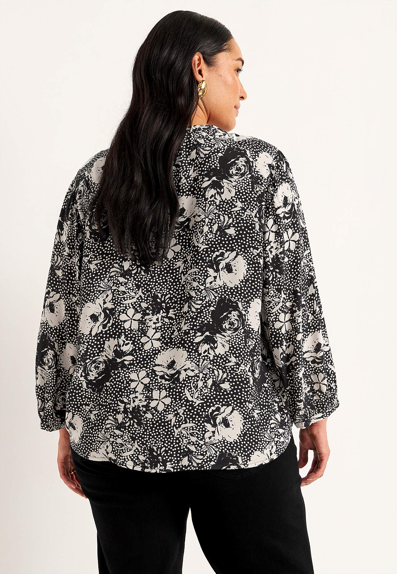 Vevet, mønstret bluse