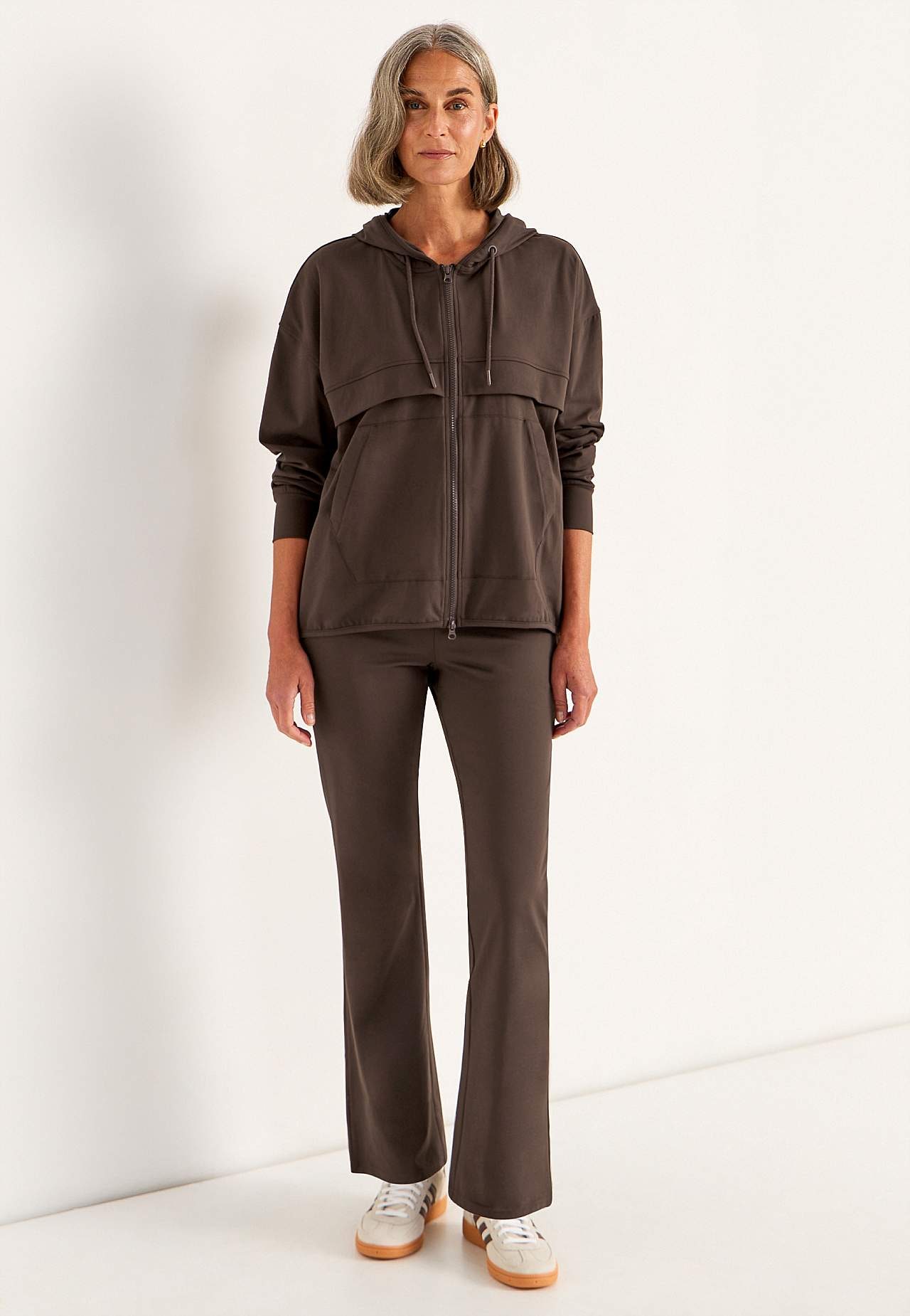 Allsidig jakke med hette Daria