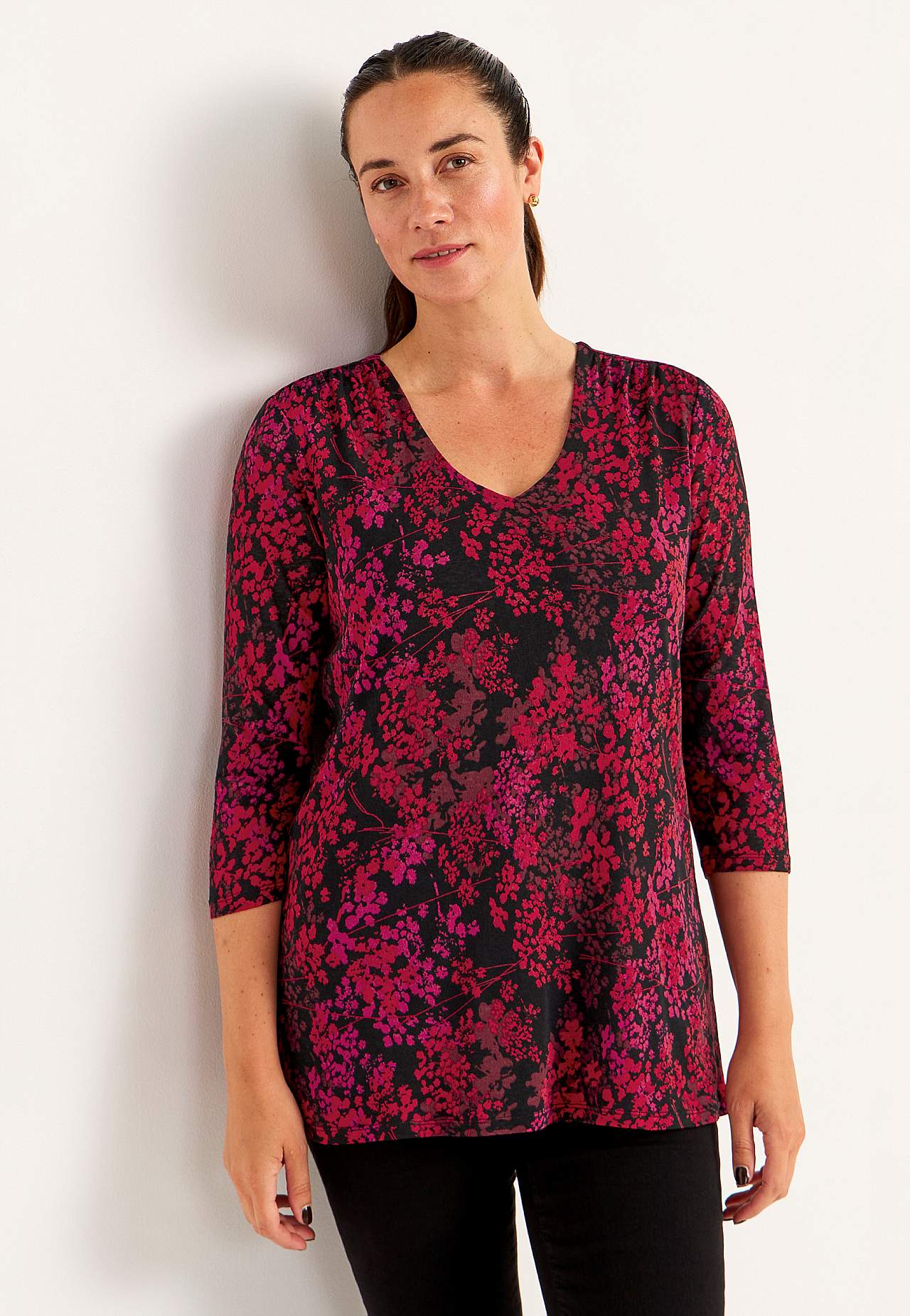 Tunika med et blomstermønster