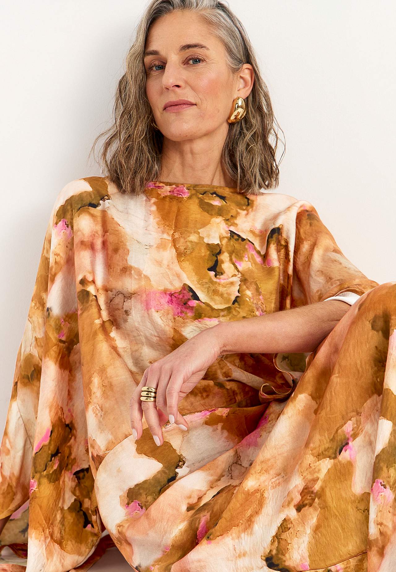 Mønstret kaftankjole