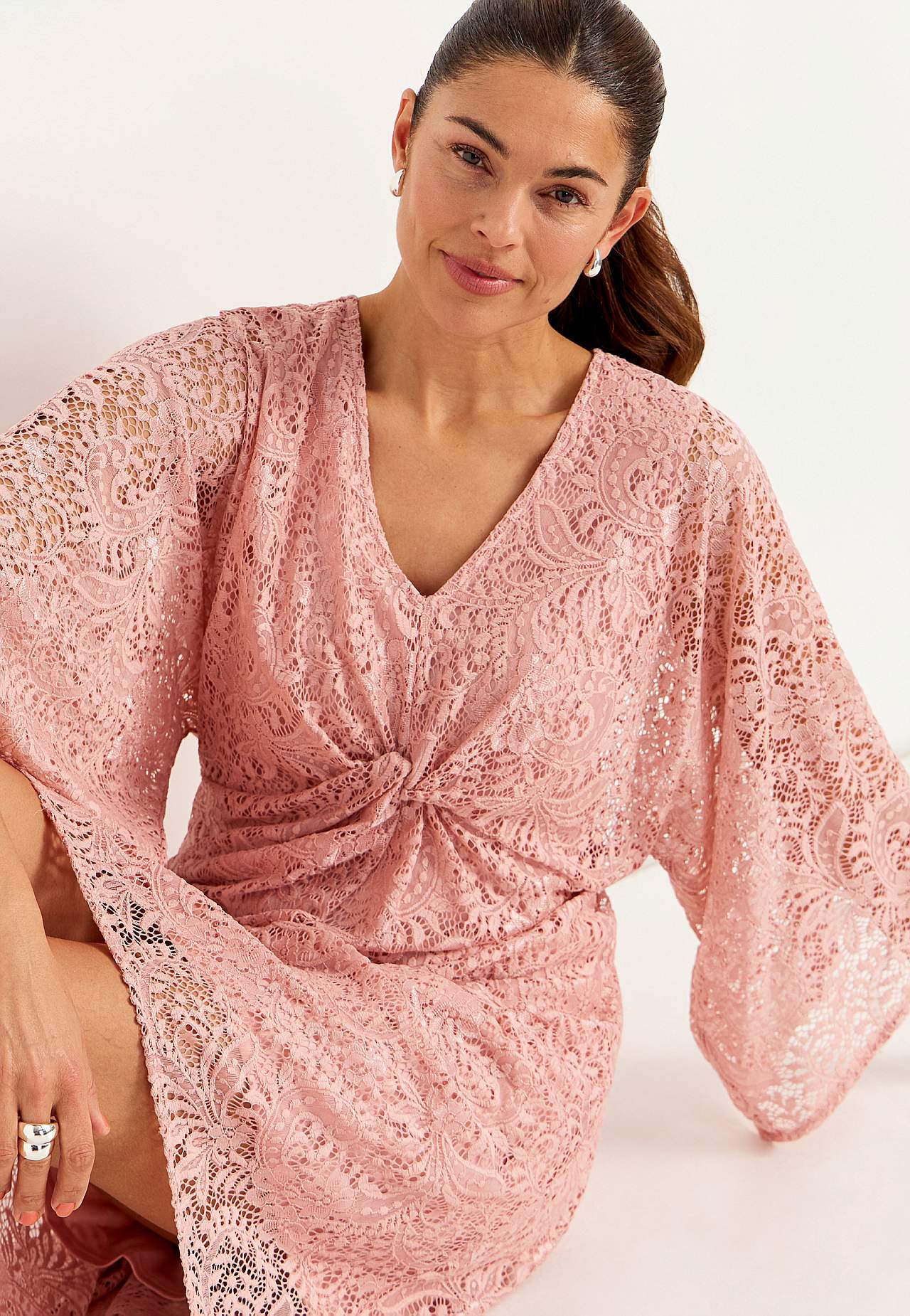 Myk, stretchy blondekjole